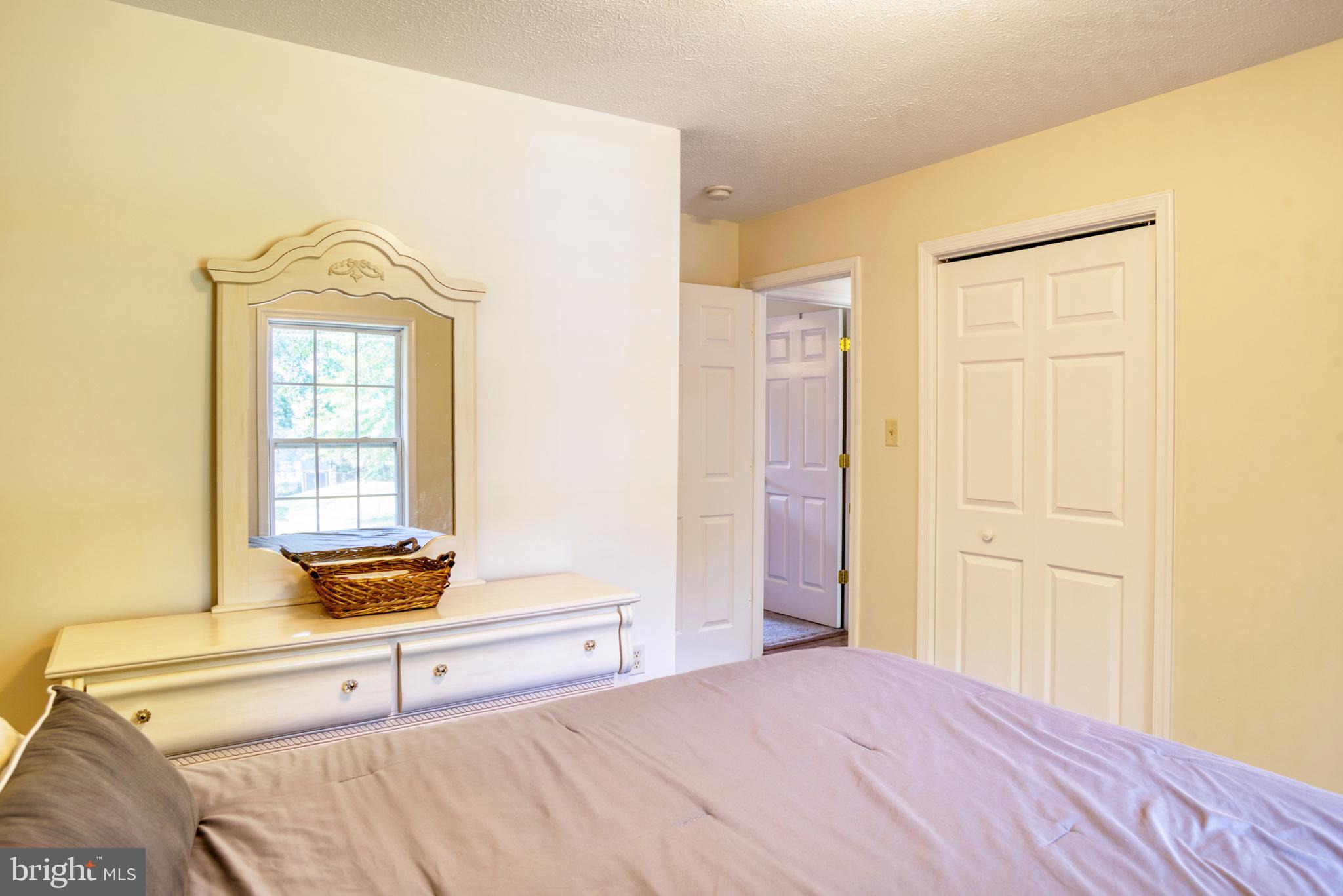 GOLDEN BEACH - Residential