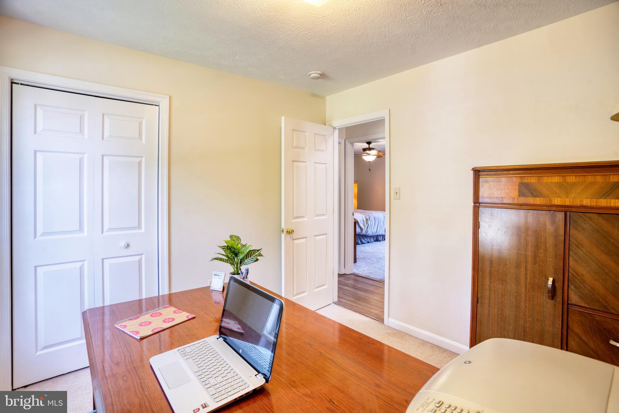 GOLDEN BEACH - Residential