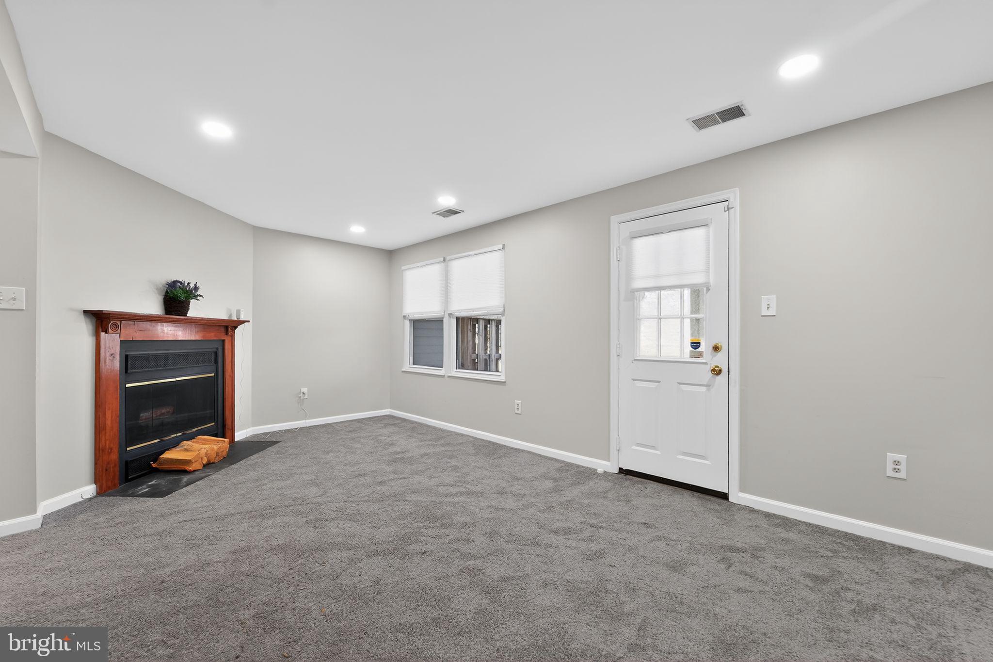 AMBERFIELD - Residential