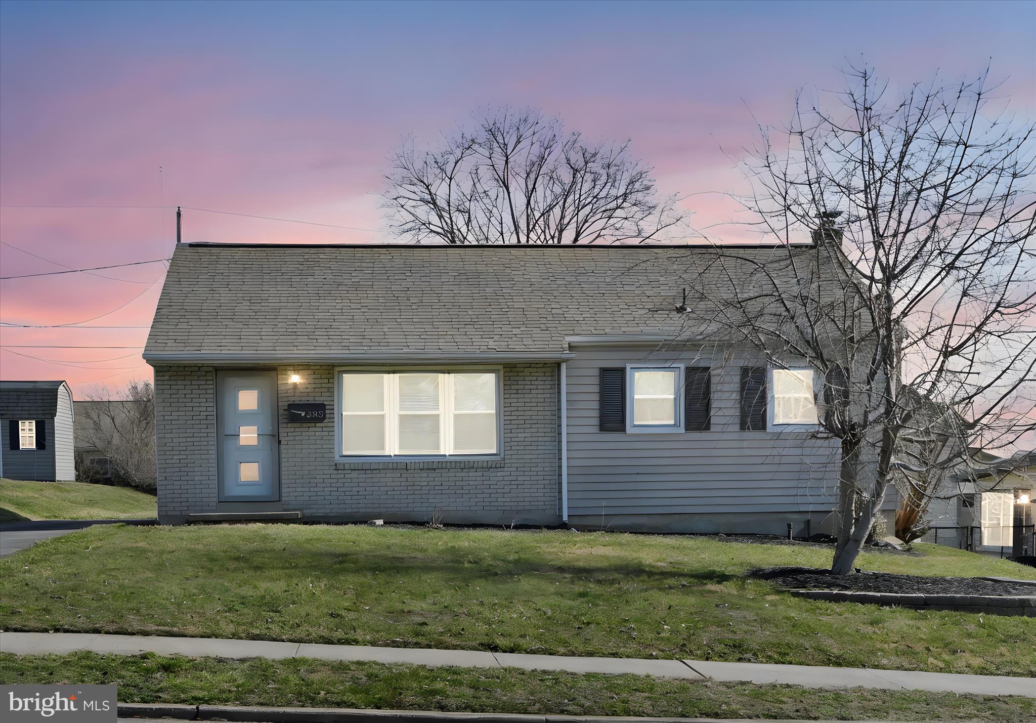 ELIZABETHTOWN BOROUGH - Residential