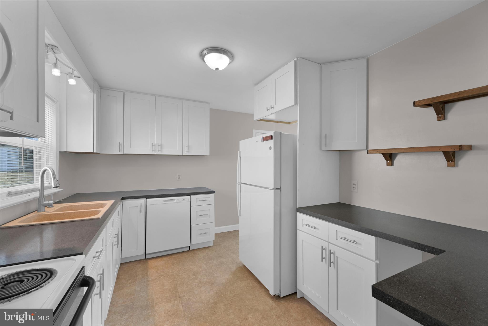 ELIZABETHTOWN BOROUGH - Residential