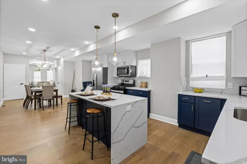 MLS: MDBA2217788