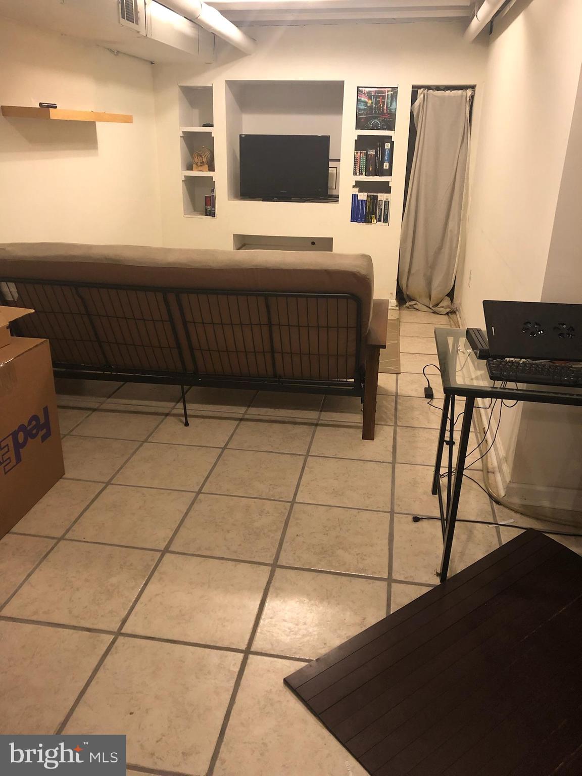 FEDERAL HILL HISTORIC DISTRICT - Residential Lease