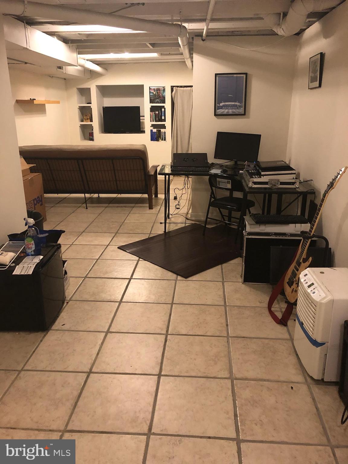 FEDERAL HILL HISTORIC DISTRICT - Residential Lease