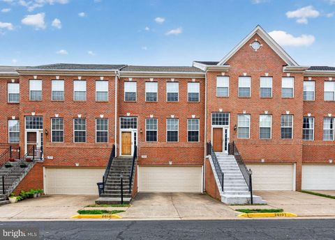 2612 LOGAN WOOD DRIVE HERNDON VA 20171