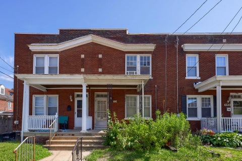 Townhouse For Sale - 364 E Liberty Street<br/> LANCASTER, PA 17602
