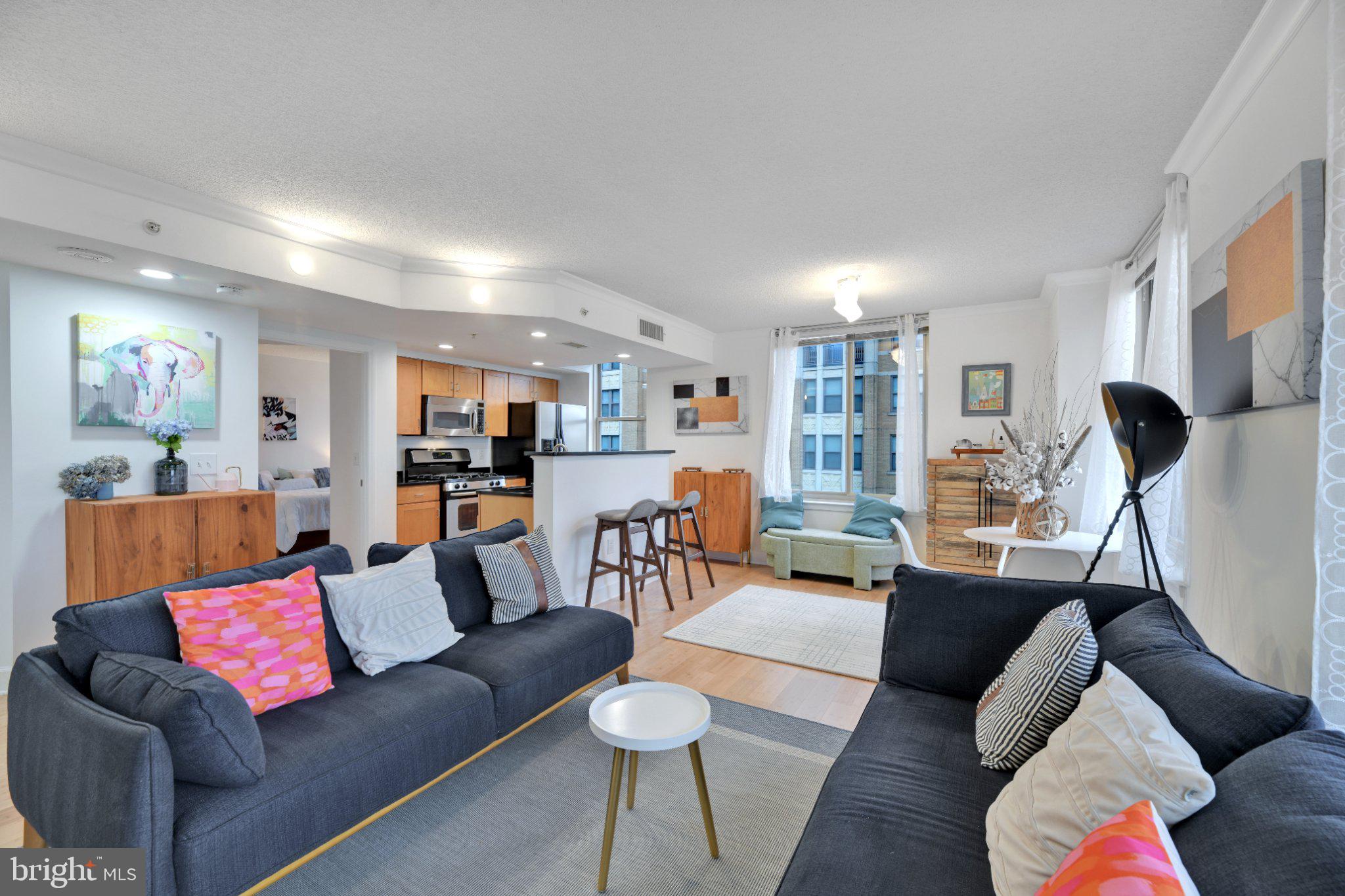 1205 N GARFIELD STREET 808