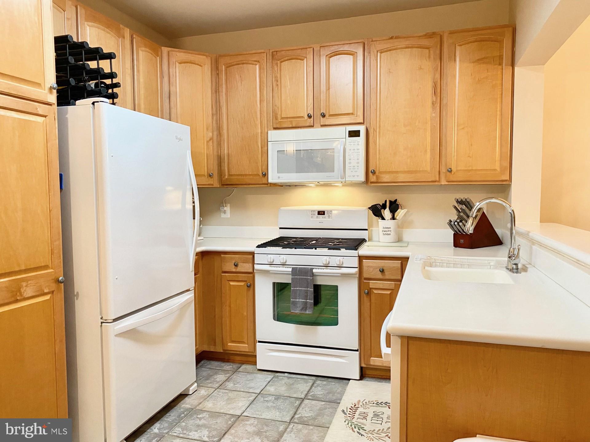 HERITAGE HUNT - Residential Lease