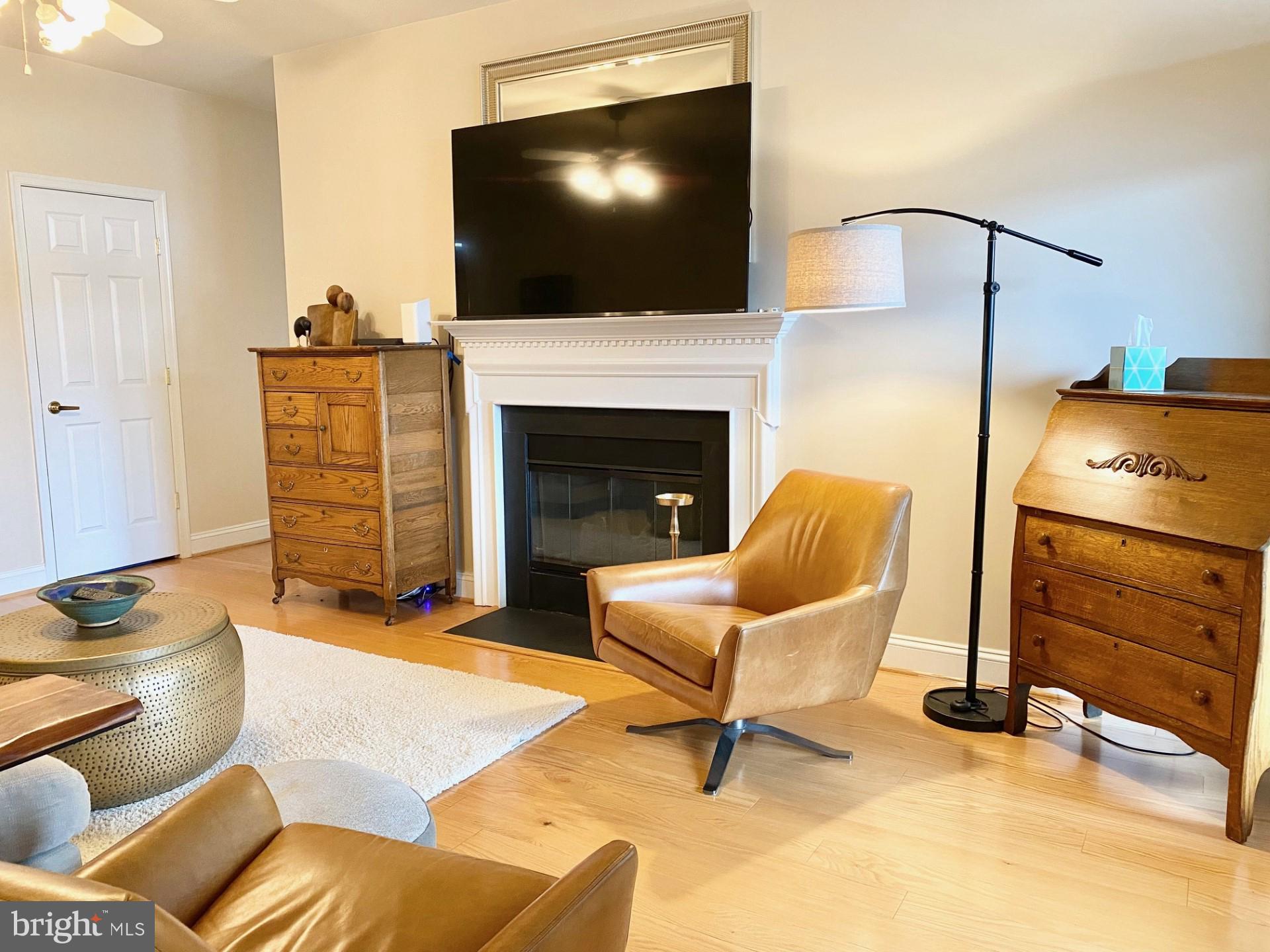 HERITAGE HUNT - Residential Lease