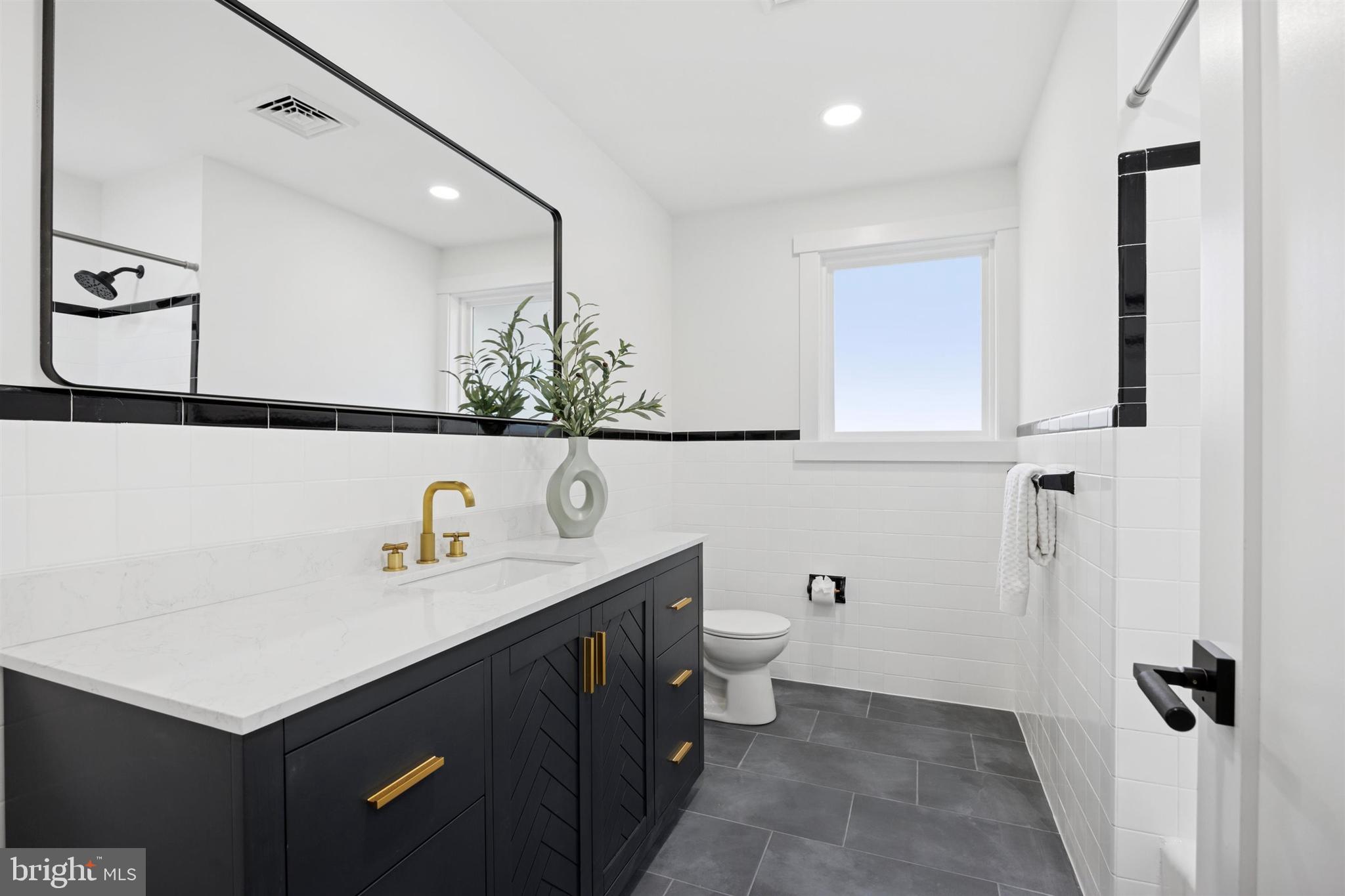 MEADOWS AT VALLEYFRG - Residential