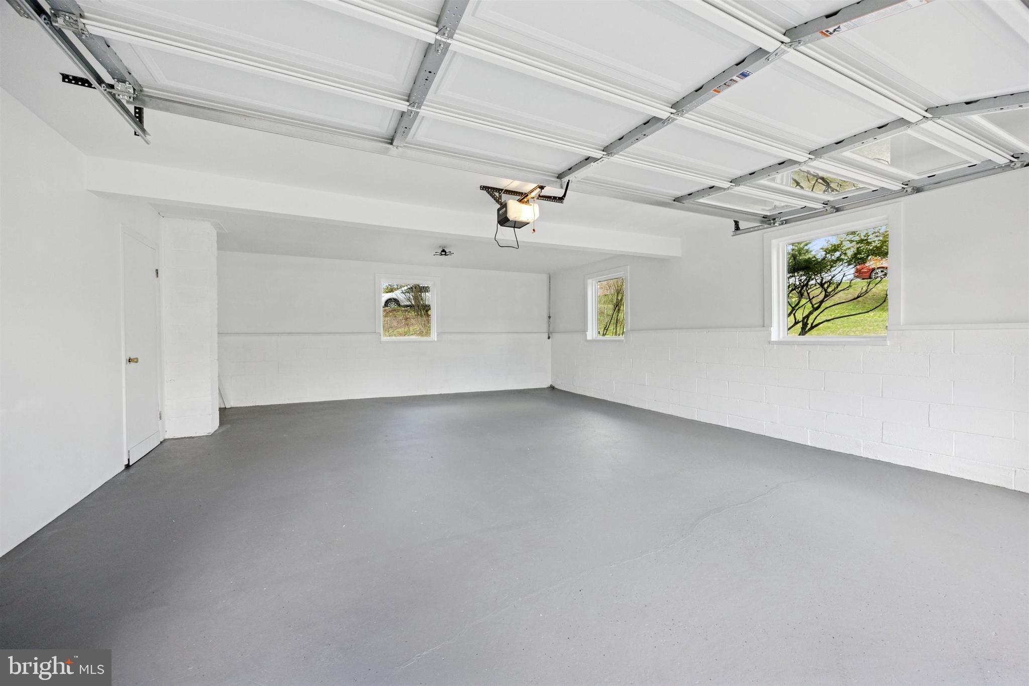 MEADOWS AT VALLEYFRG - Residential