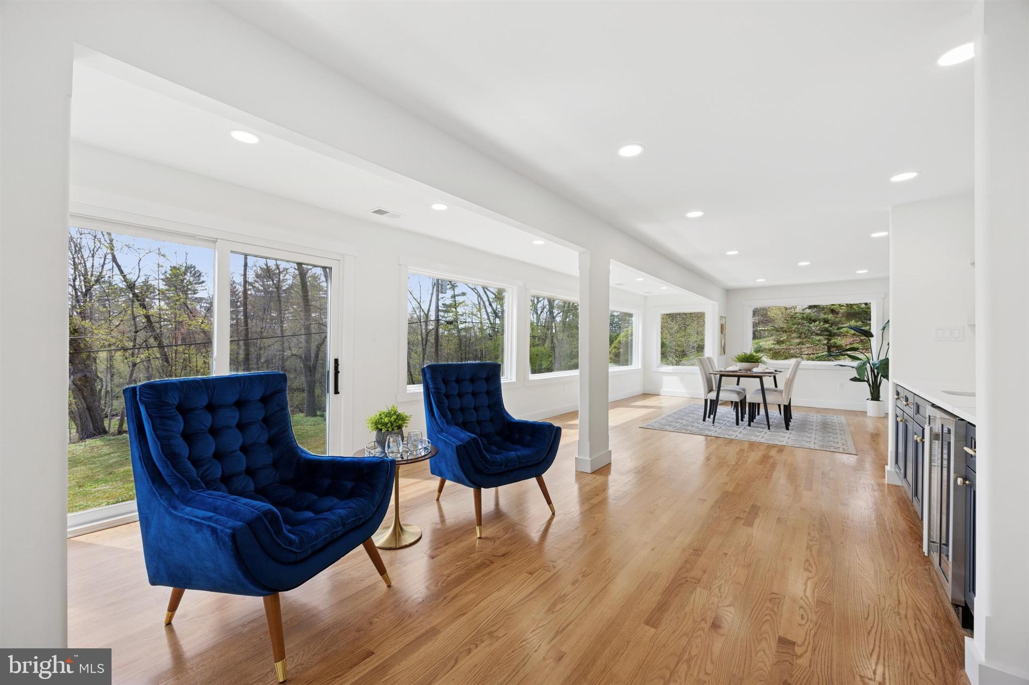 MEADOWS AT VALLEYFRG - Residential