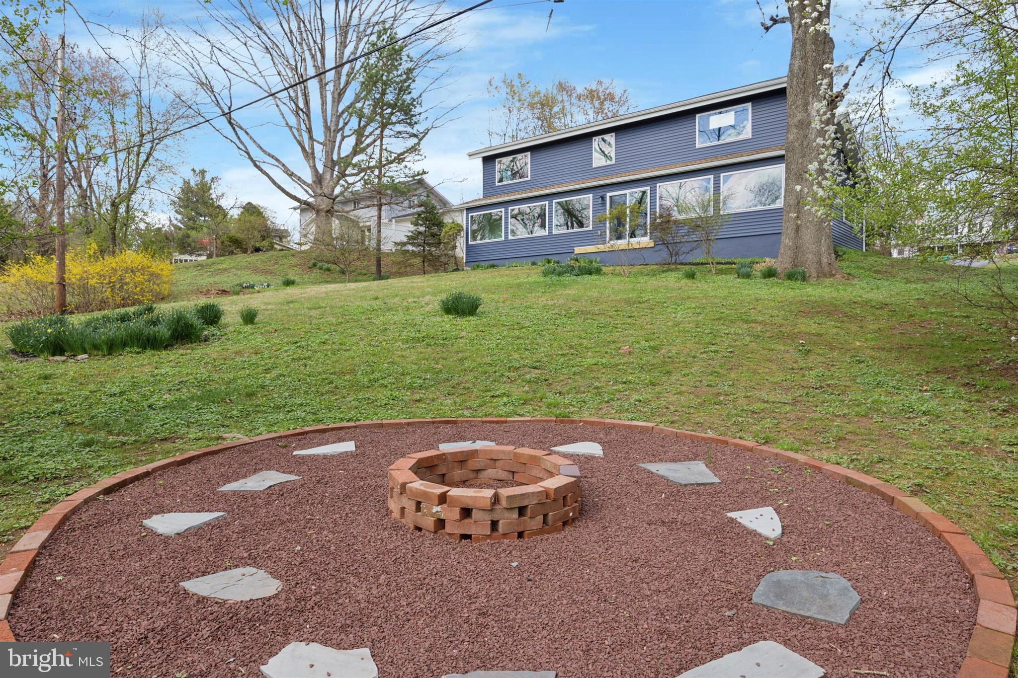 MEADOWS AT VALLEYFRG - Residential