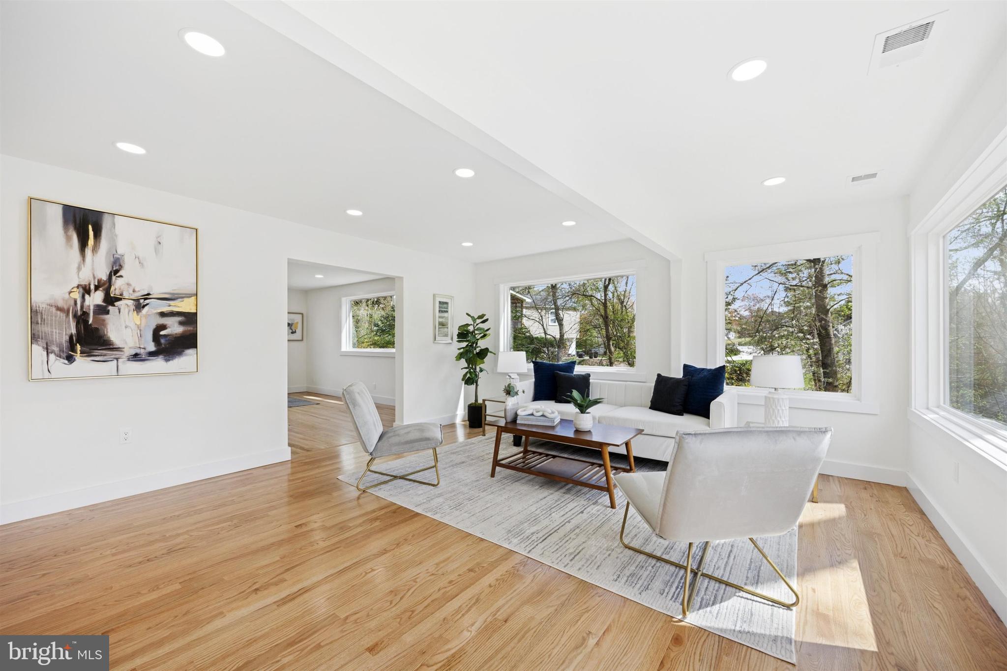 MEADOWS AT VALLEYFRG - Residential