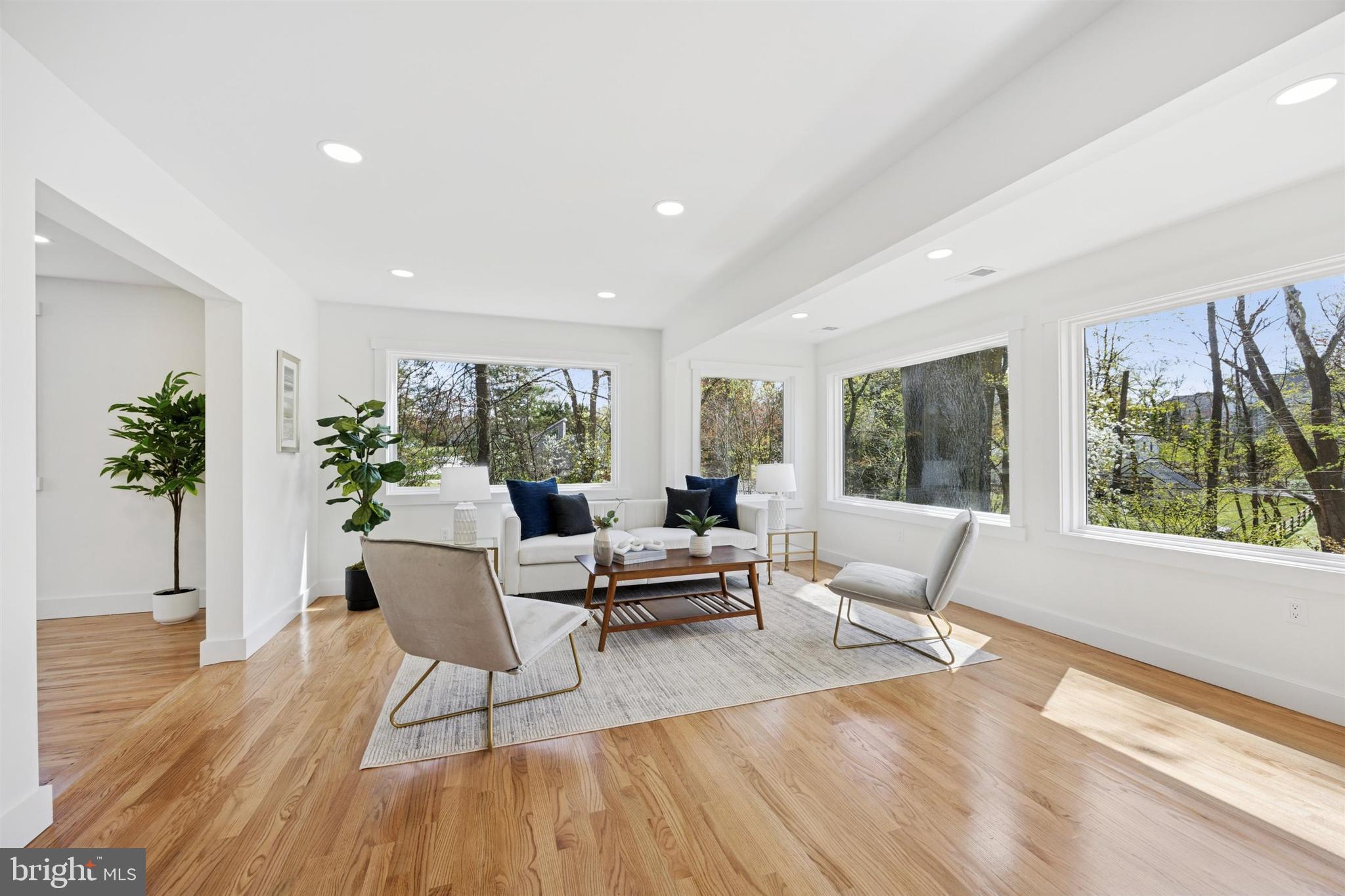 MEADOWS AT VALLEYFRG - Residential