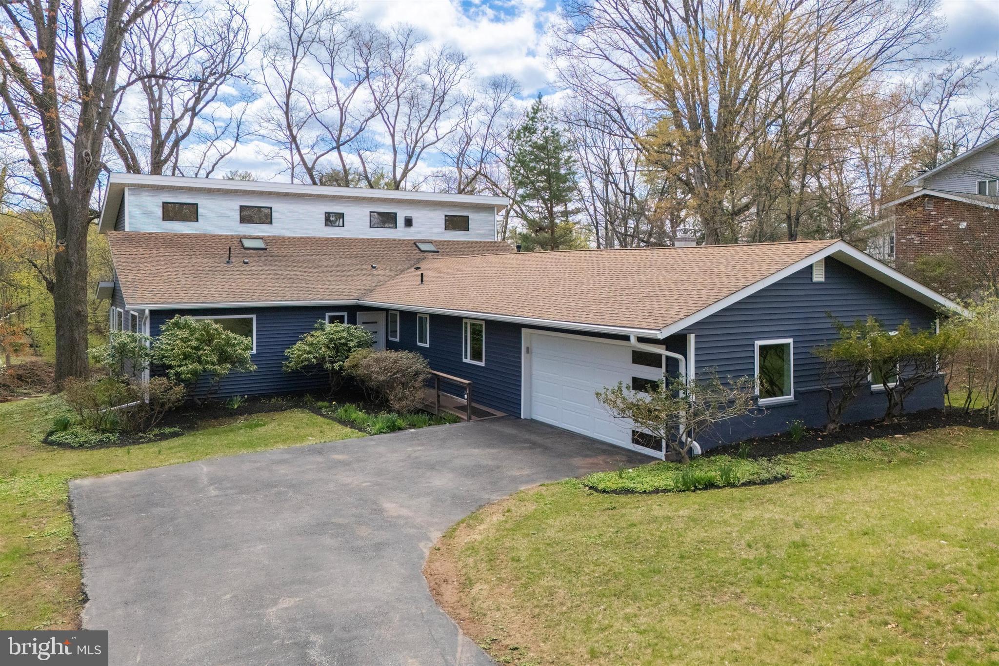 MEADOWS AT VALLEYFRG - Residential