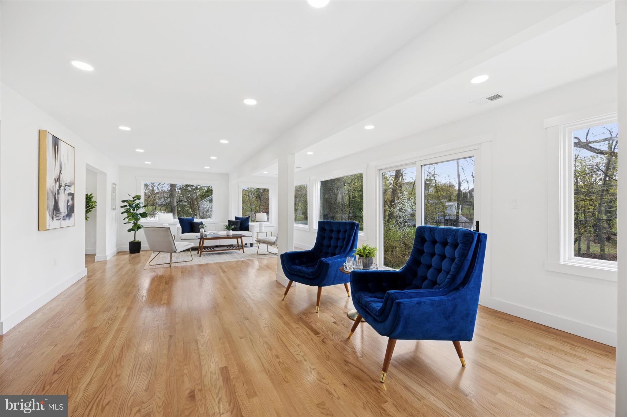 MEADOWS AT VALLEYFRG - Residential