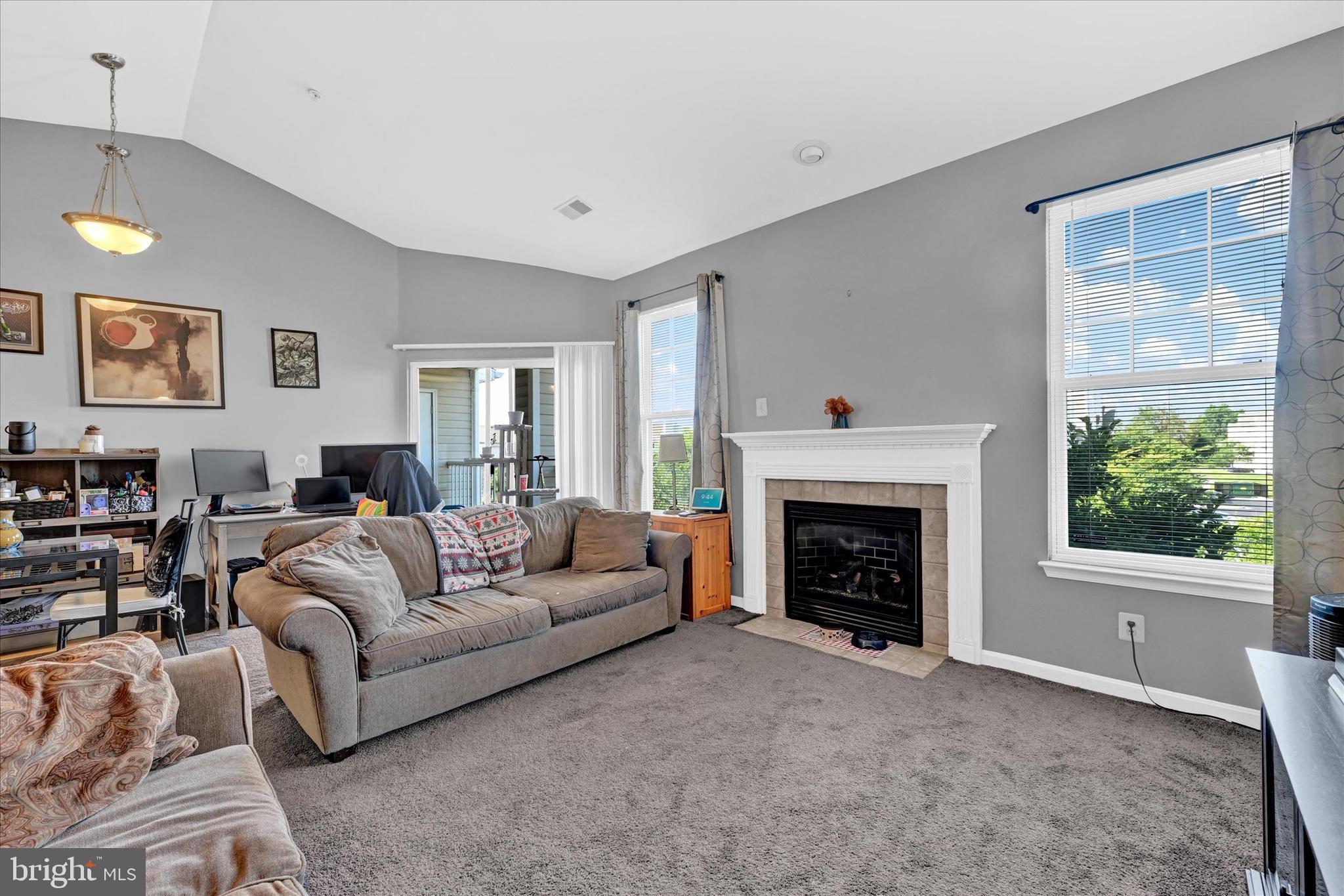 WINDSOR CREST CONDOMINIUMS - Residential