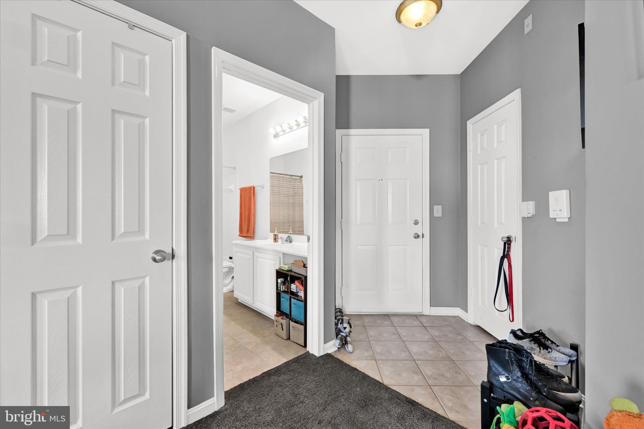 WINDSOR CREST CONDOMINIUMS - Residential