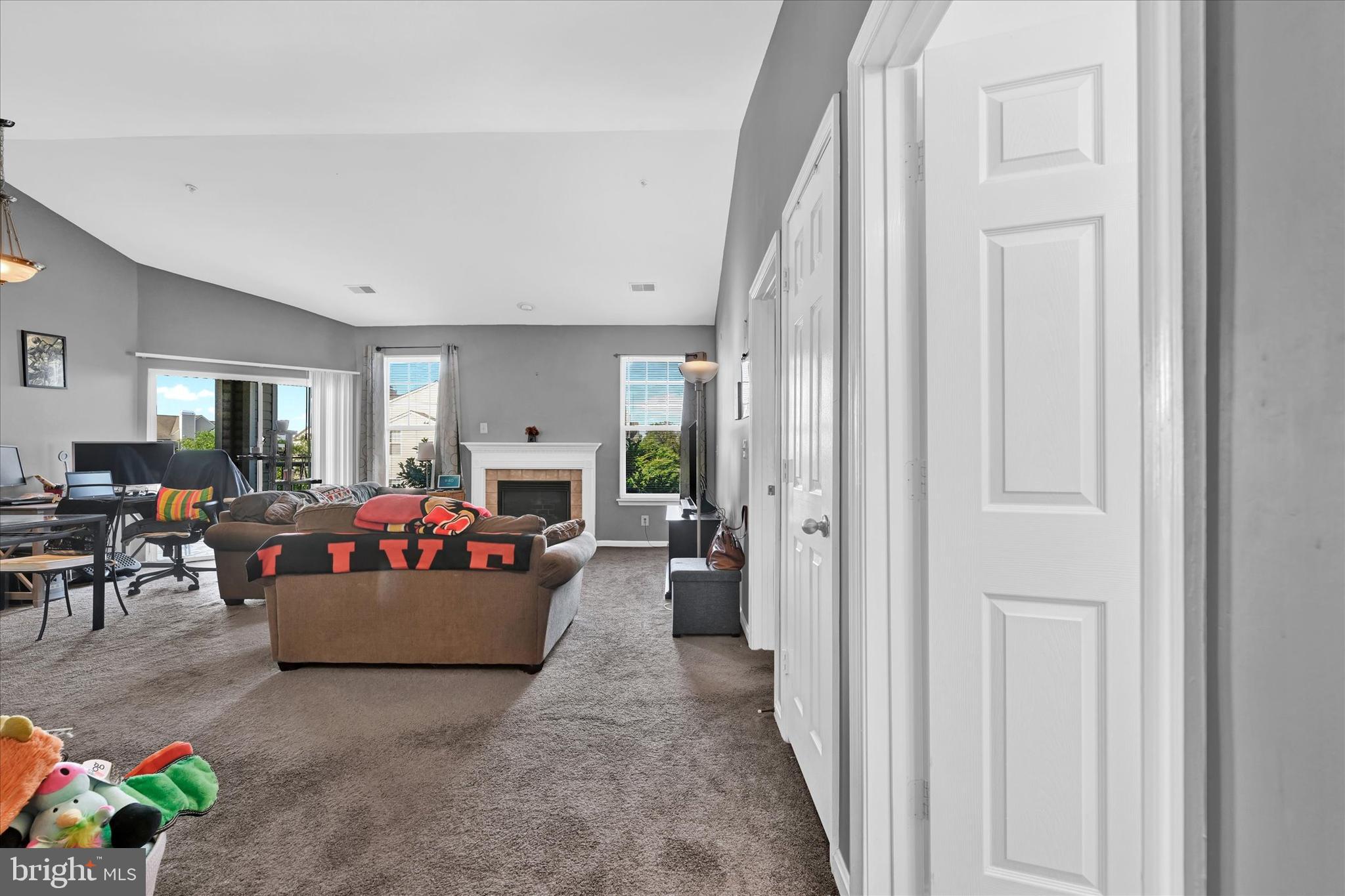 WINDSOR CREST CONDOMINIUMS - Residential