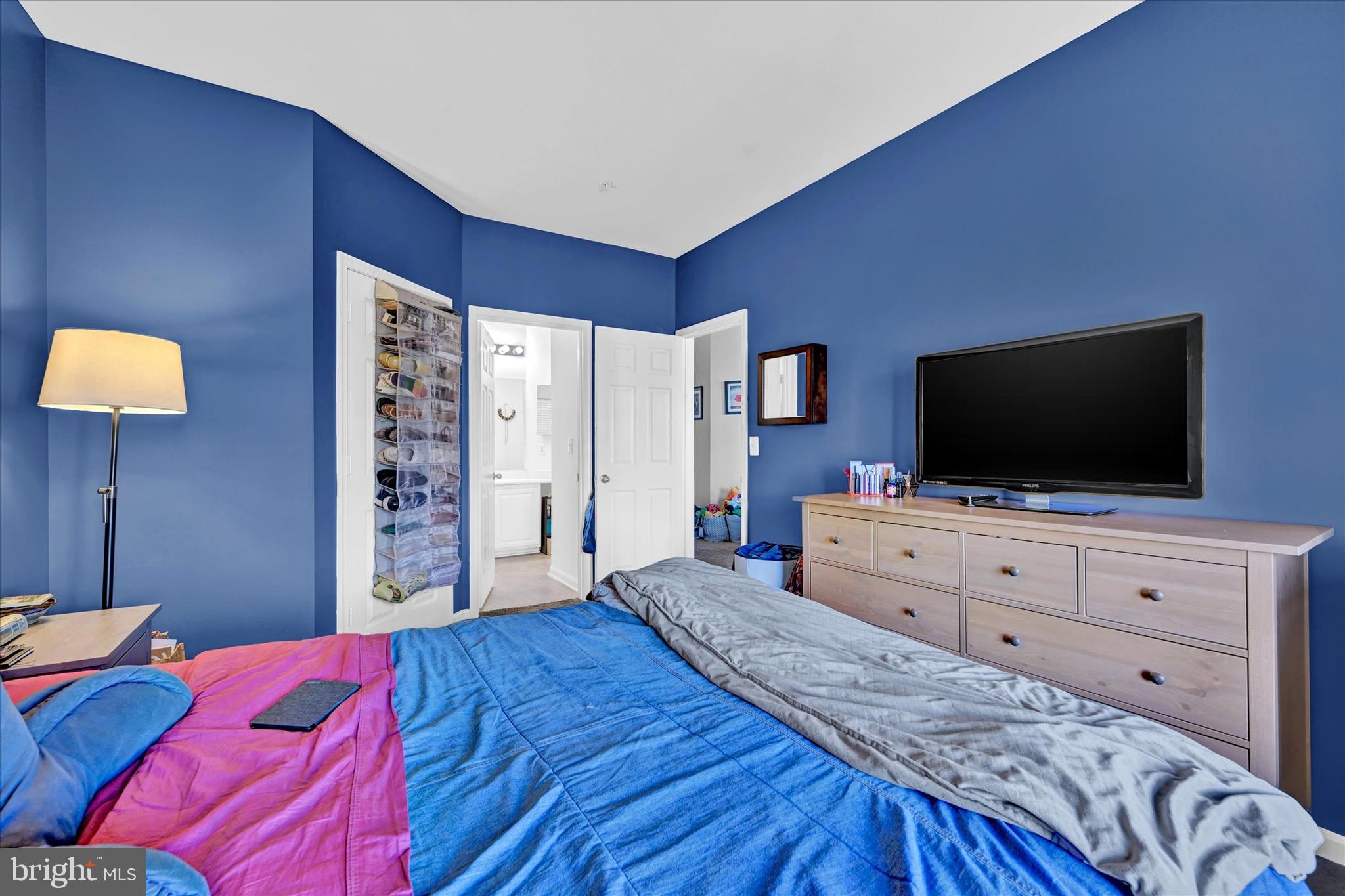 WINDSOR CREST CONDOMINIUMS - Residential