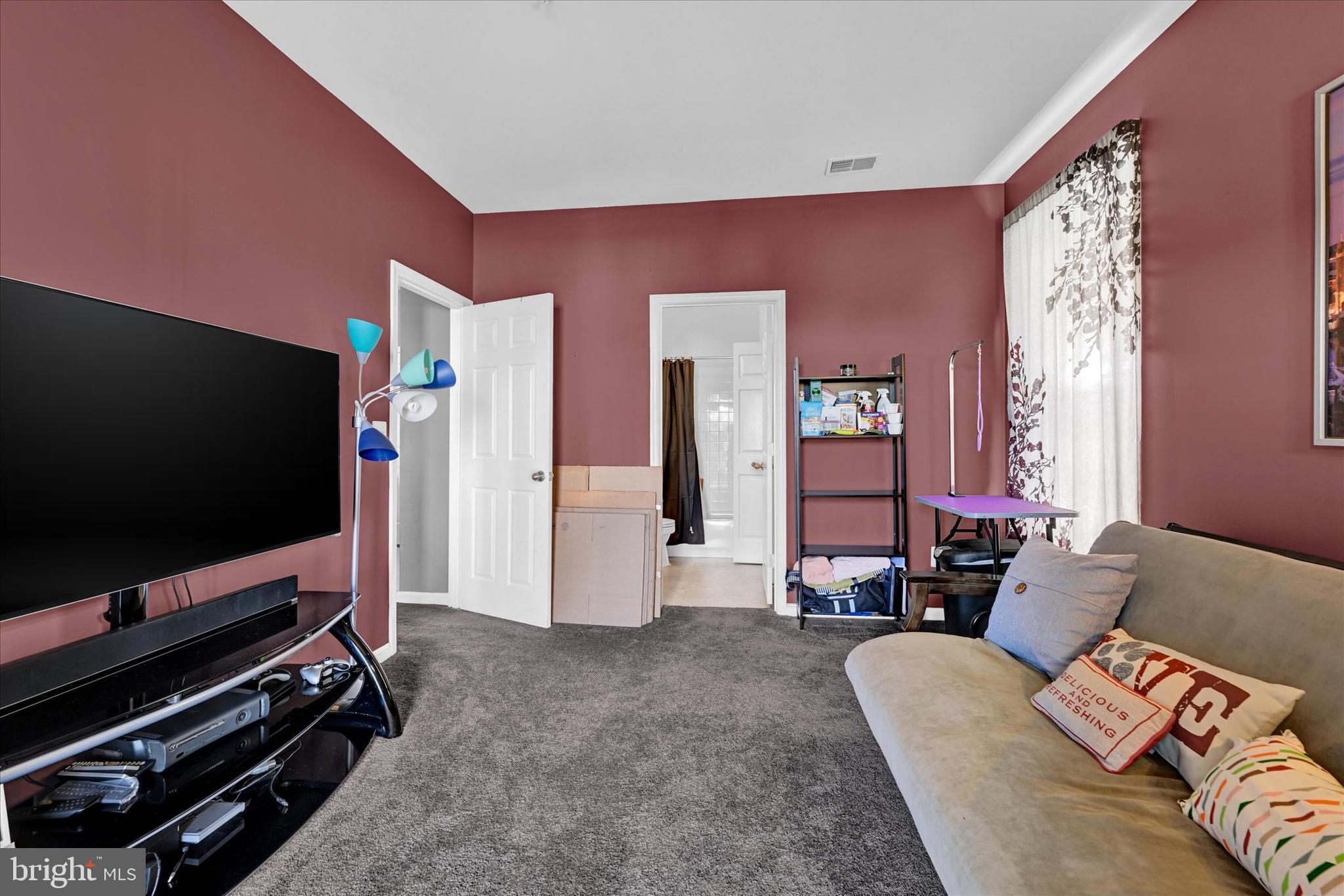 WINDSOR CREST CONDOMINIUMS - Residential