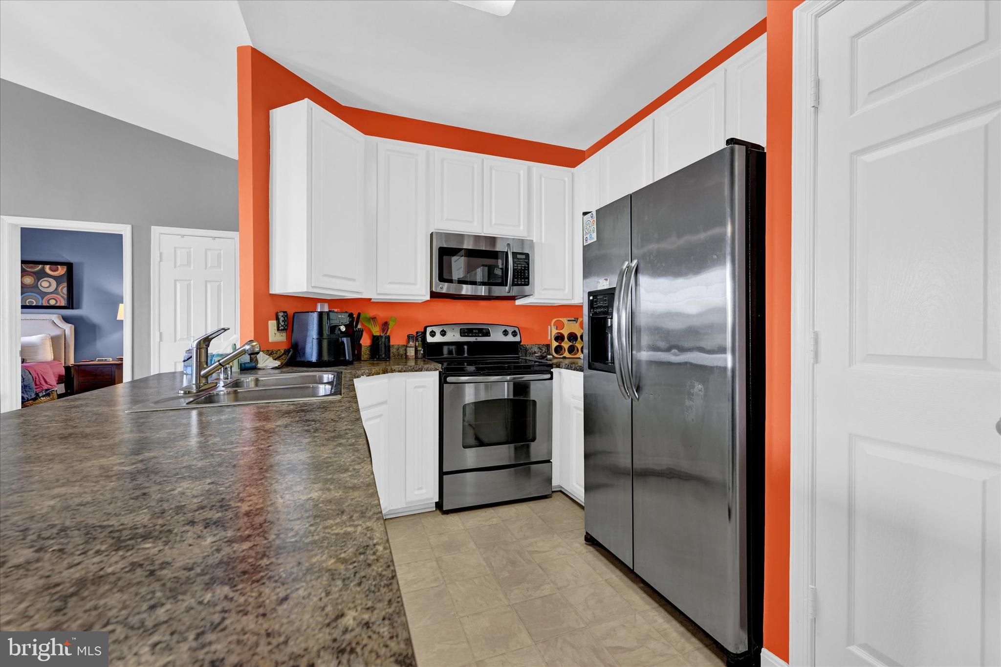 WINDSOR CREST CONDOMINIUMS - Residential