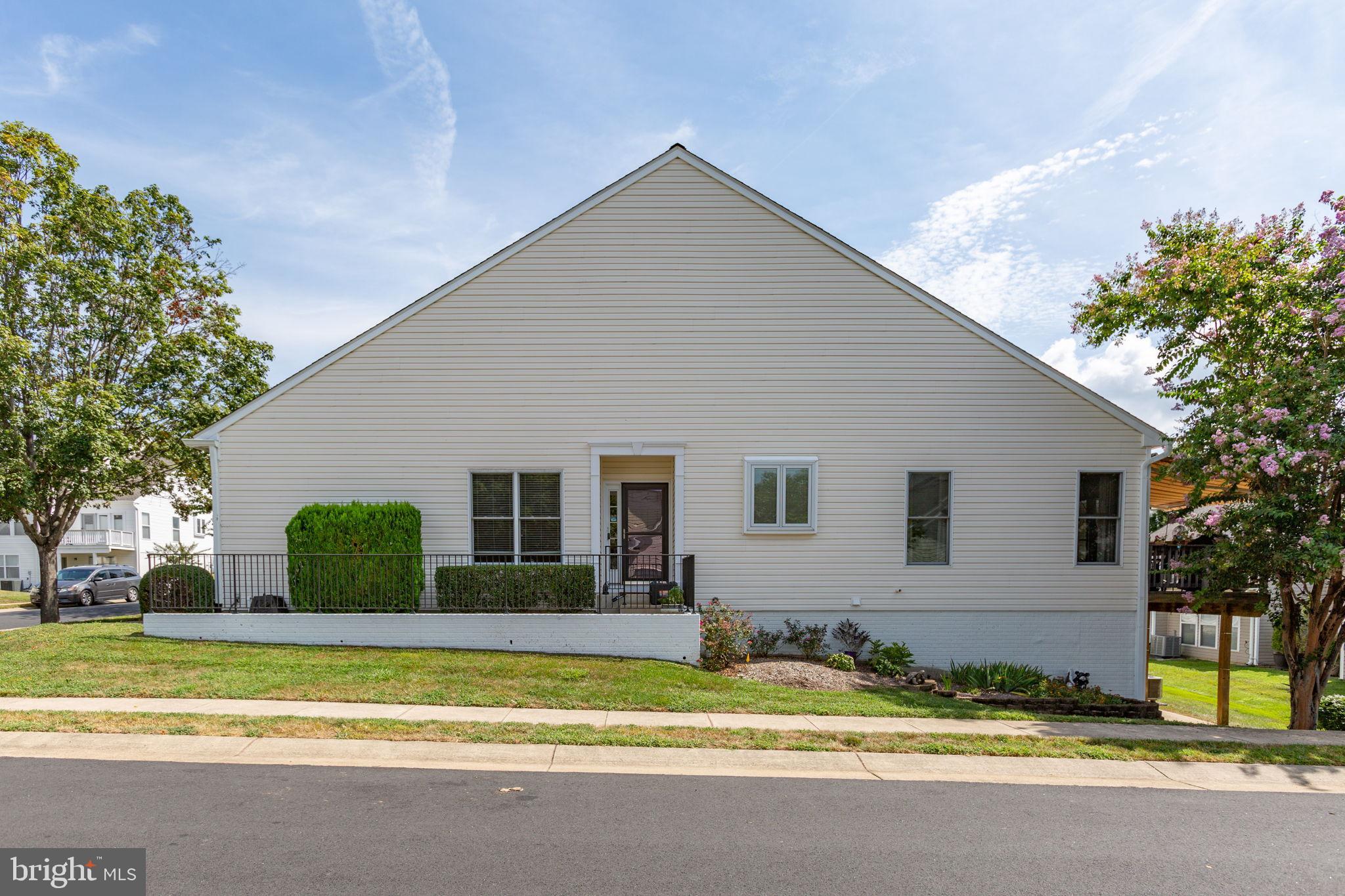 THE VILLAS AT FALLS RUN - Residential