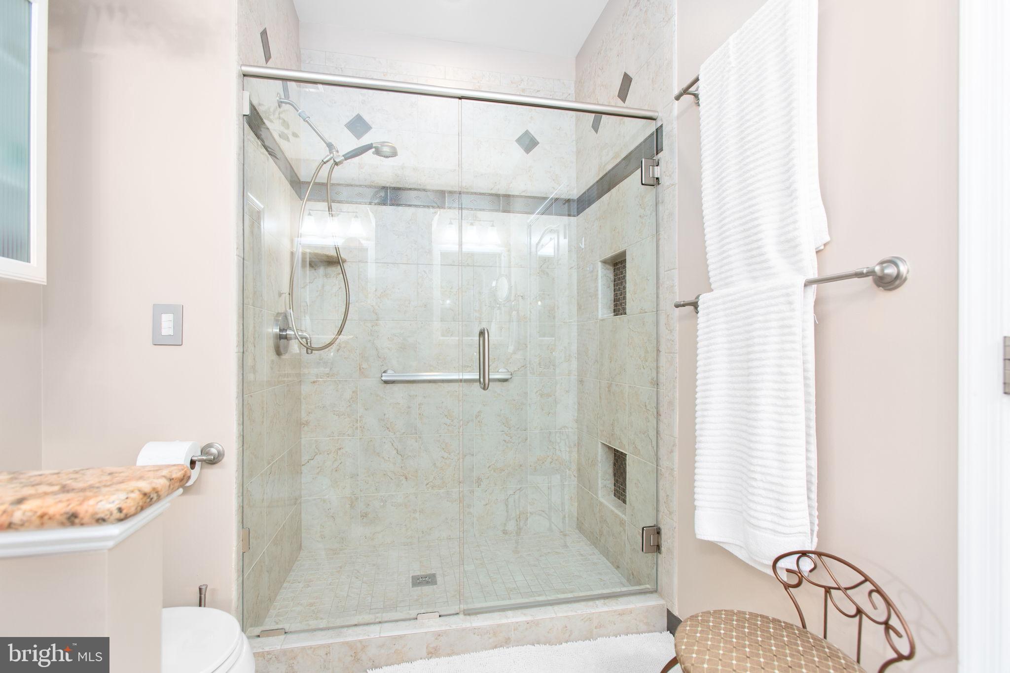 THE VILLAS AT FALLS RUN - Residential