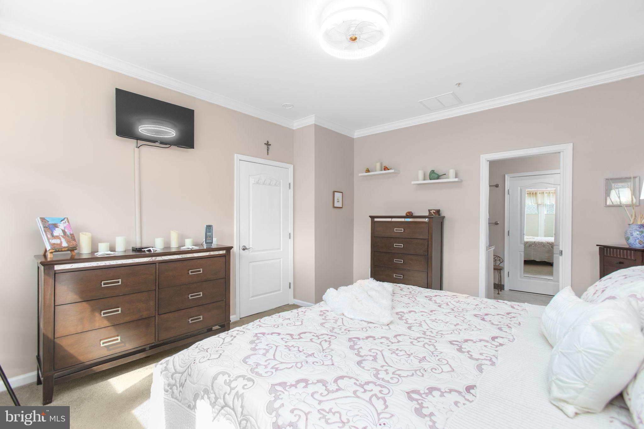 THE VILLAS AT FALLS RUN - Residential