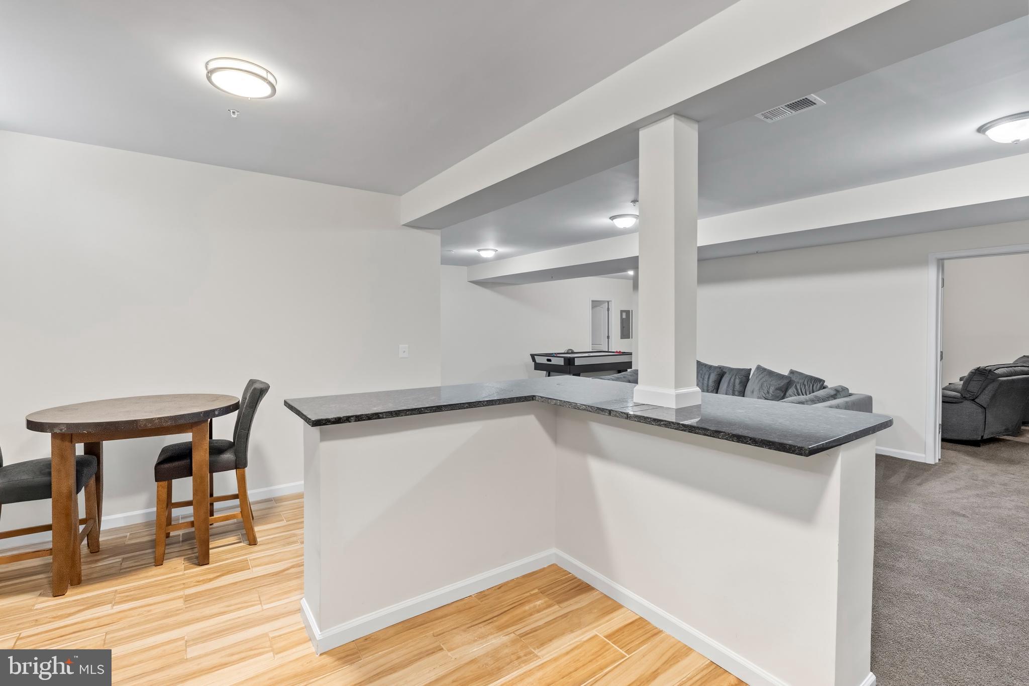 POPLAR GROVE - Residential