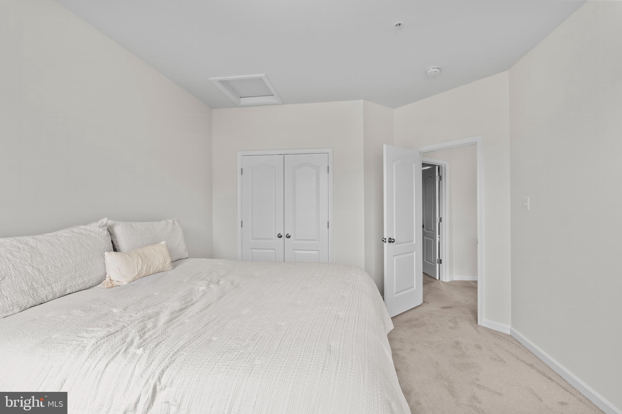 POPLAR GROVE - Residential