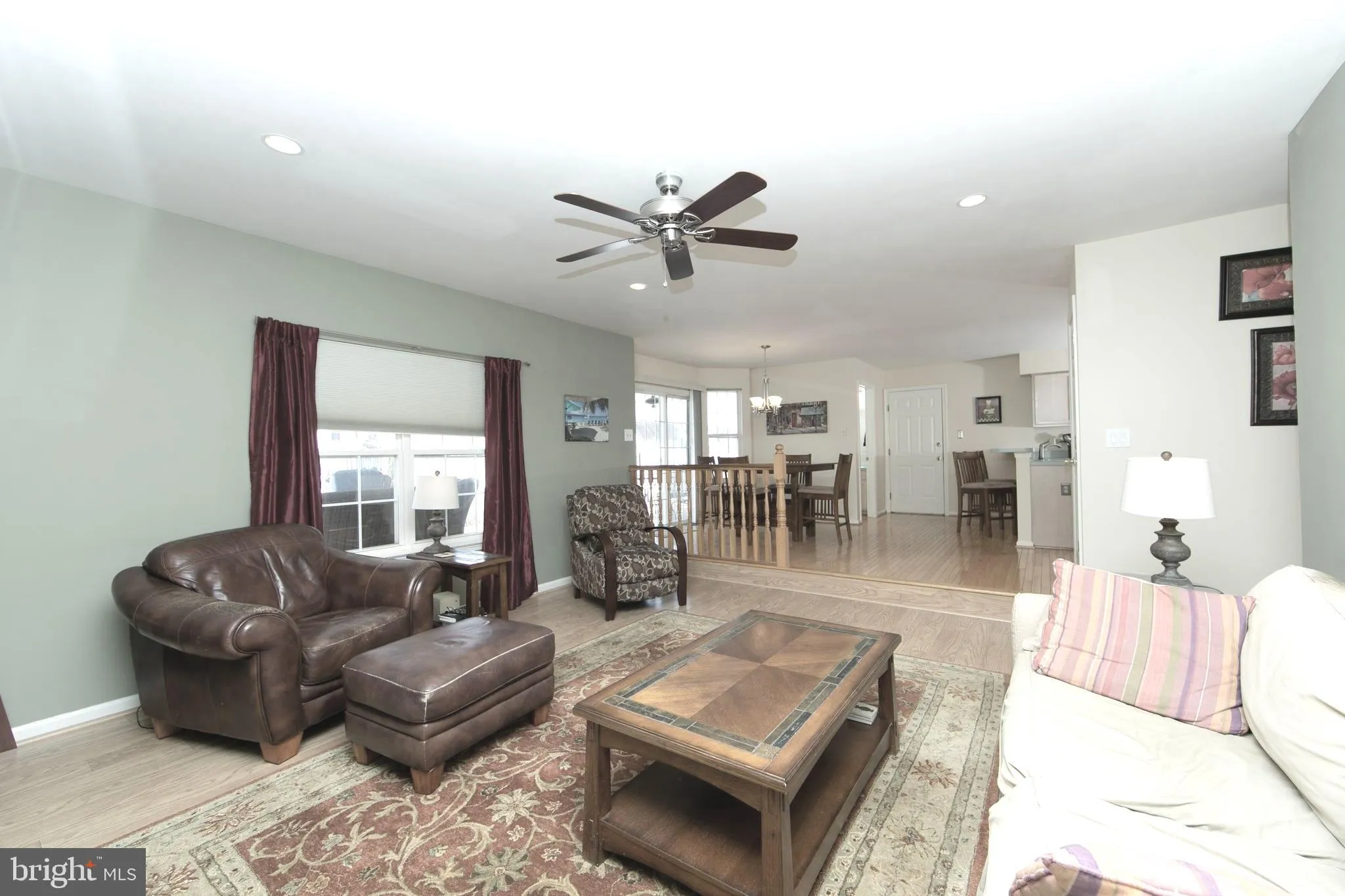 Williamstown, New Jersey 08094, United States, 3 Bedrooms Bedrooms, ,4 BathroomsBathrooms,Residential,Contingent,89190