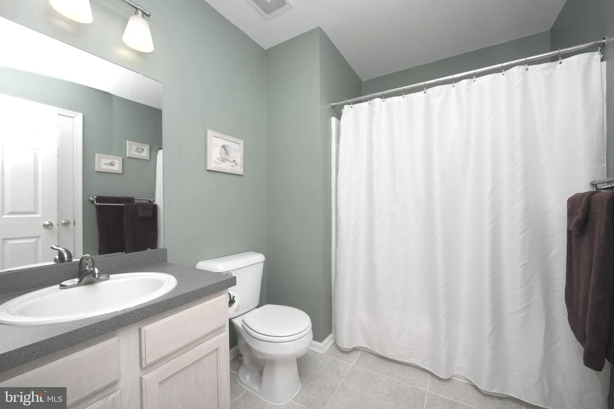 Williamstown, New Jersey 08094, United States, 3 Bedrooms Bedrooms, ,4 BathroomsBathrooms,Residential,Contingent,89190