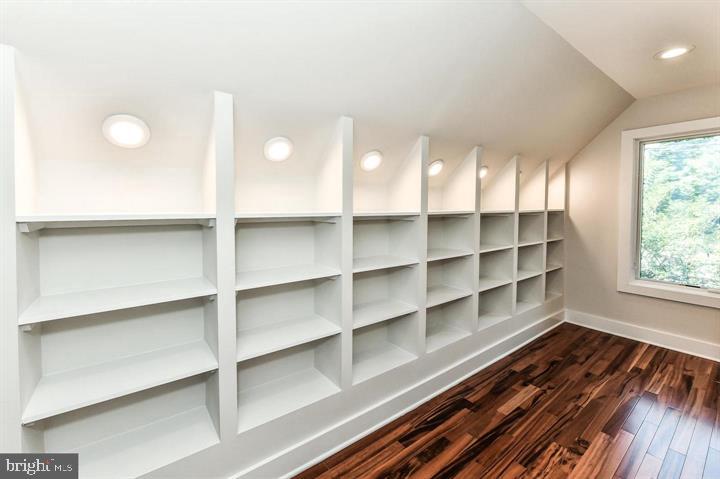 GLENWOOD - Residential Lease