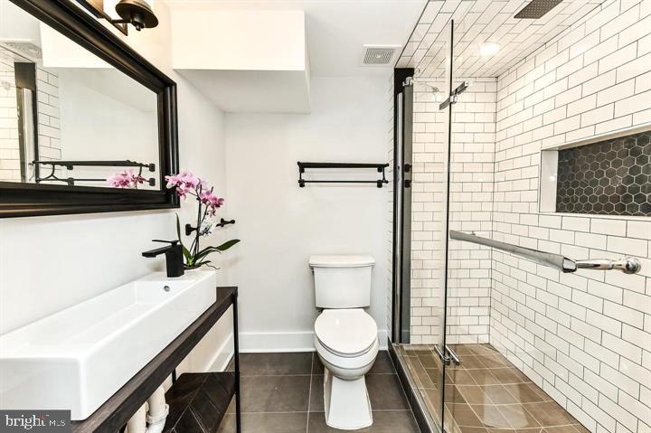 GLENWOOD - Residential Lease