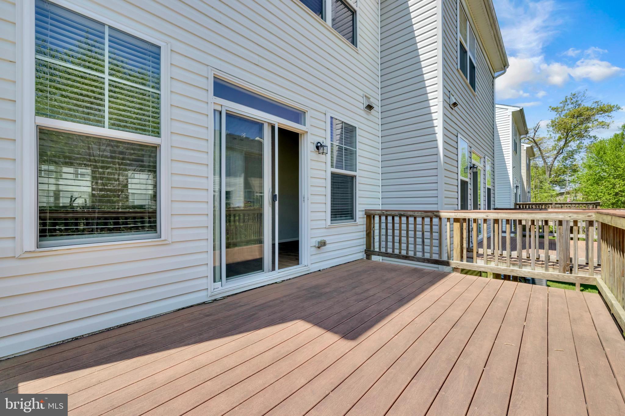 OAKVIEW VILLAGE - Residential