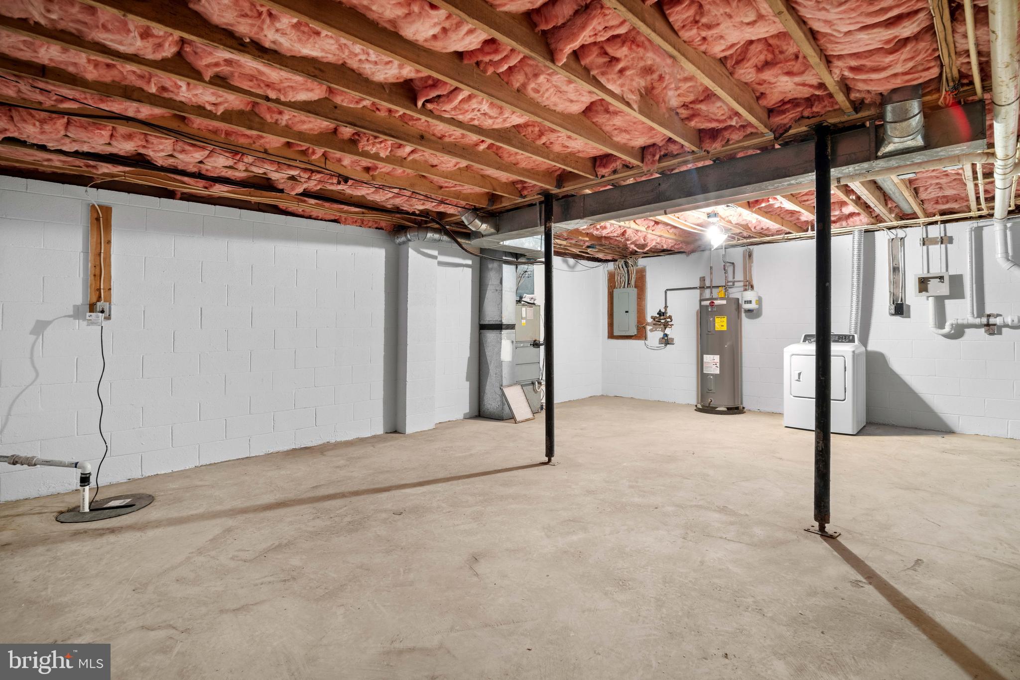 HUNTING QUARTERS - Residential