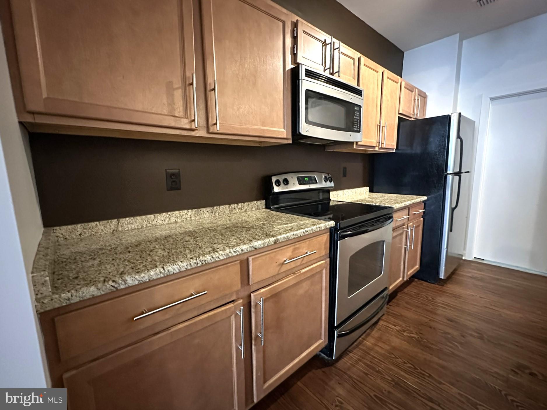 CENTER CITY - Residential Lease