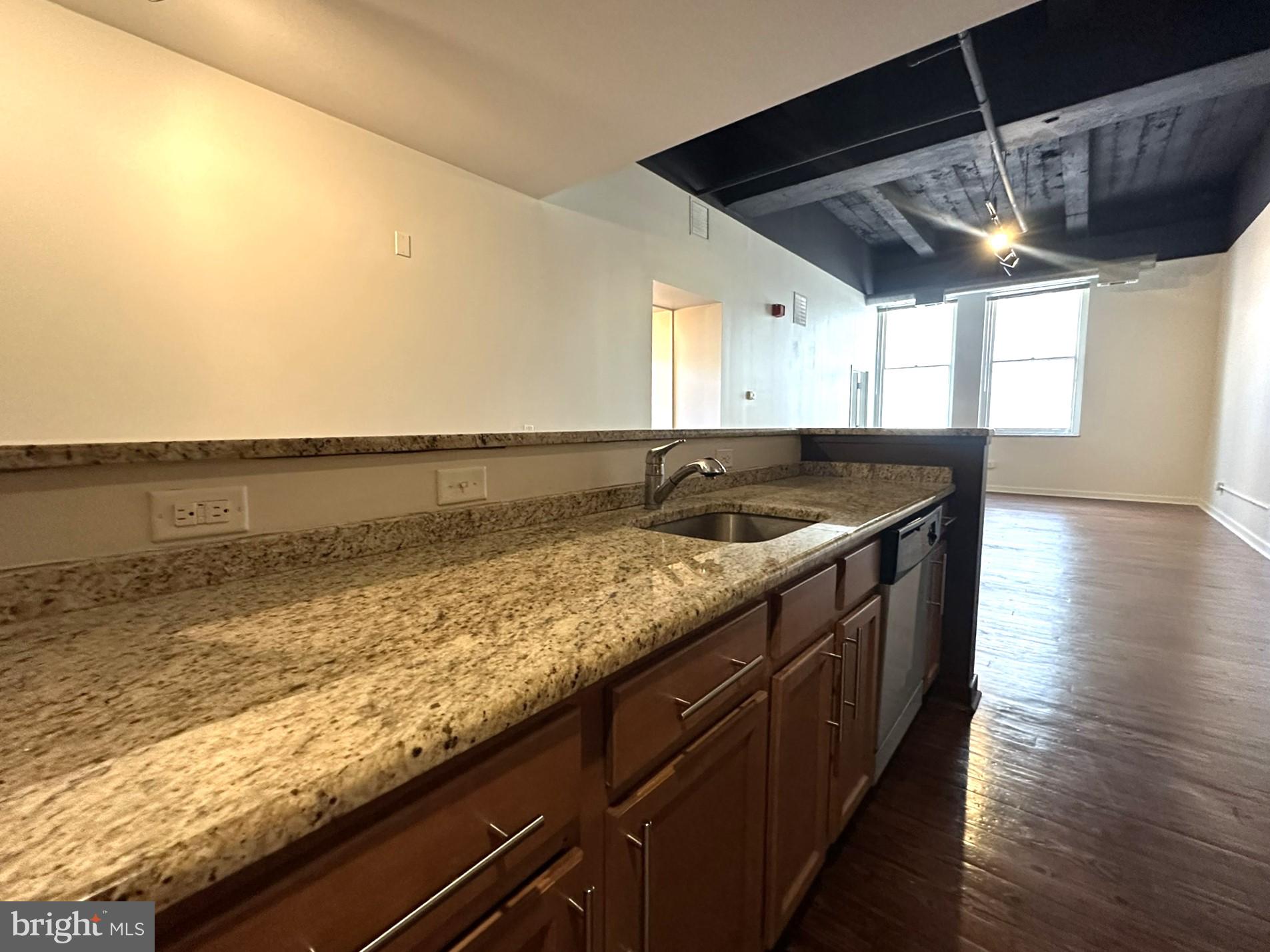CENTER CITY - Residential Lease