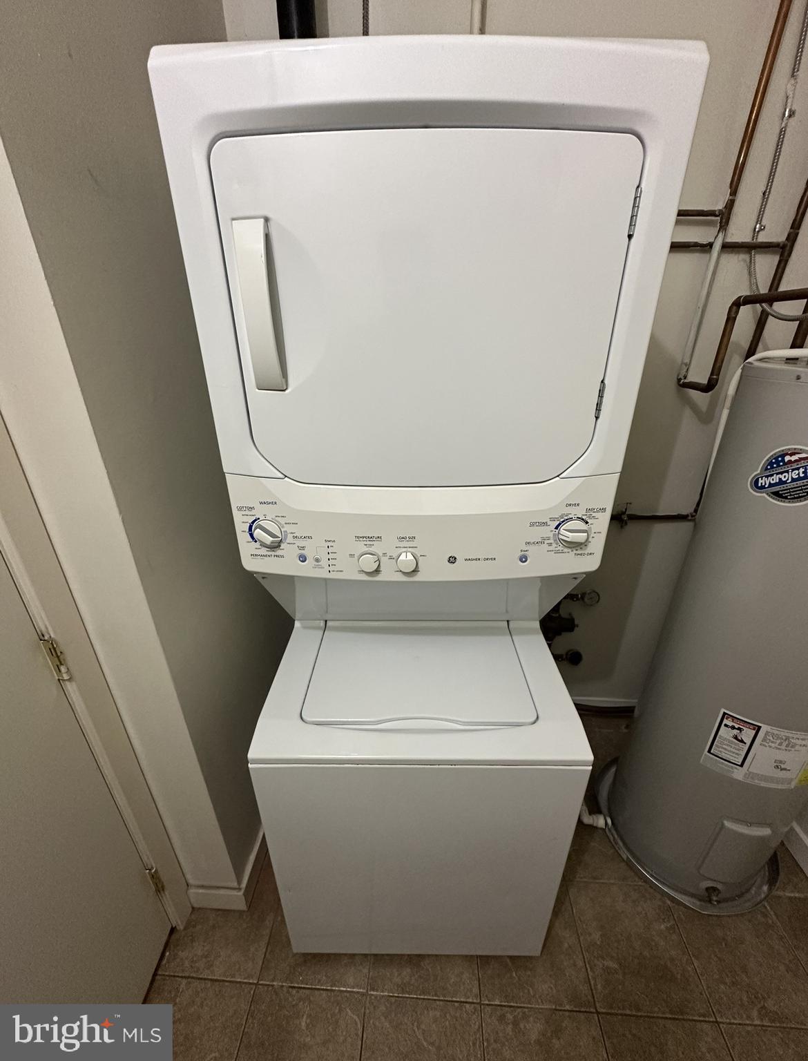 CENTER CITY - Residential Lease