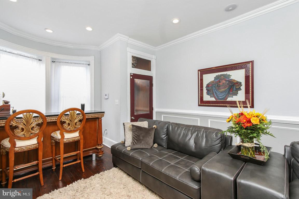 RESERVOIR HILL HISTORIC DISTRICT - Residential