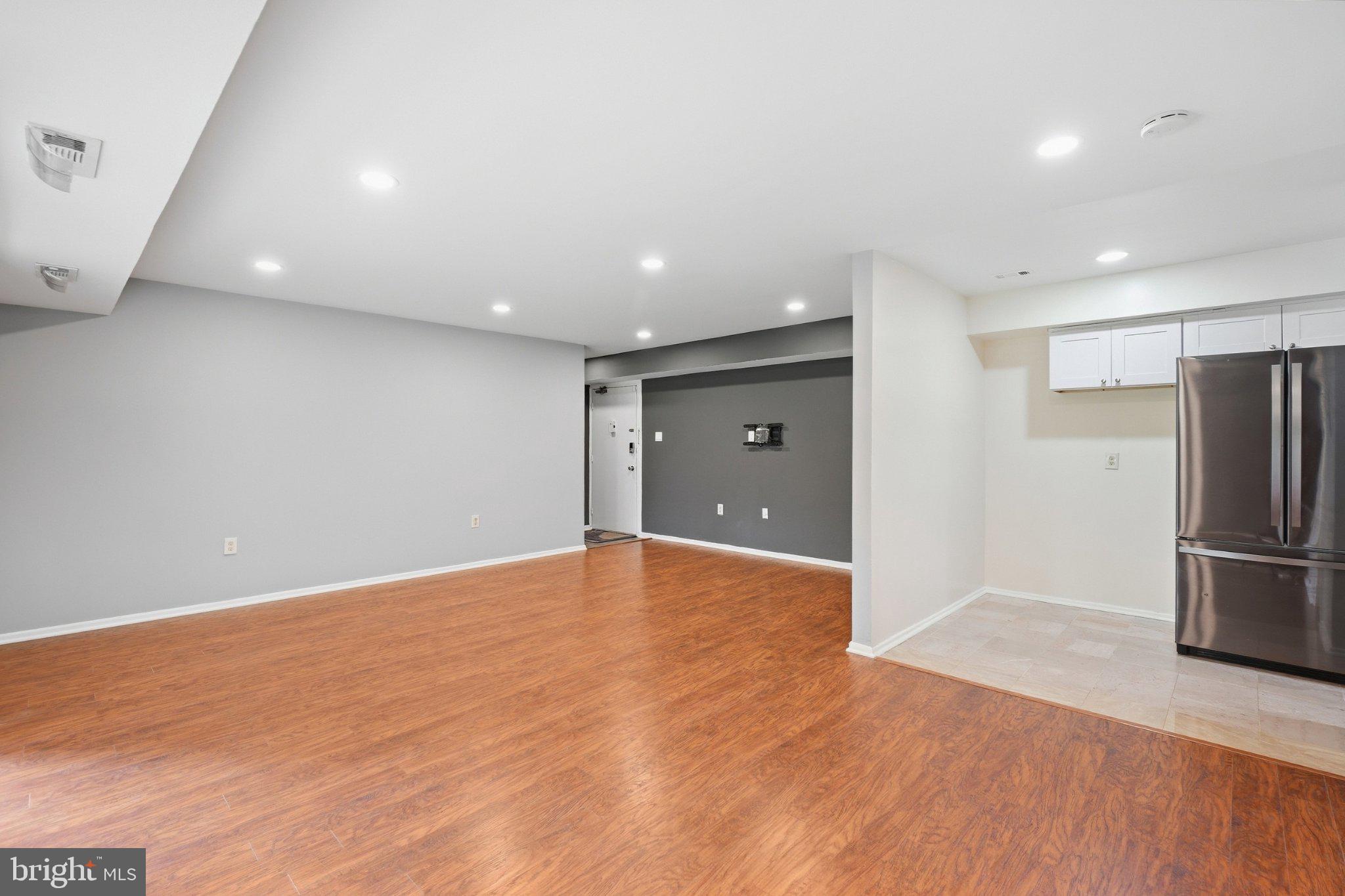 204 PARK TERRACE COURT SE 24