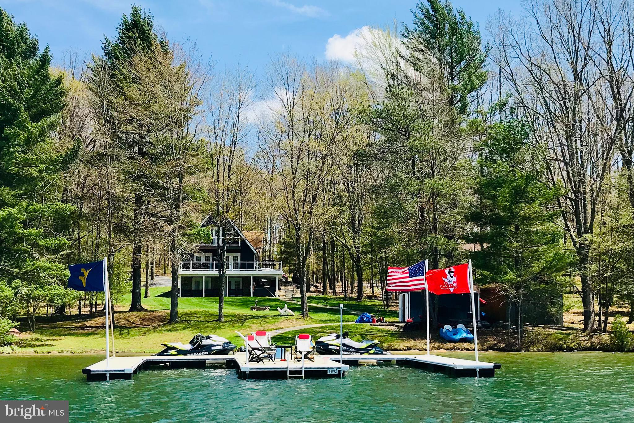 THOUSAND ACRES - Residential