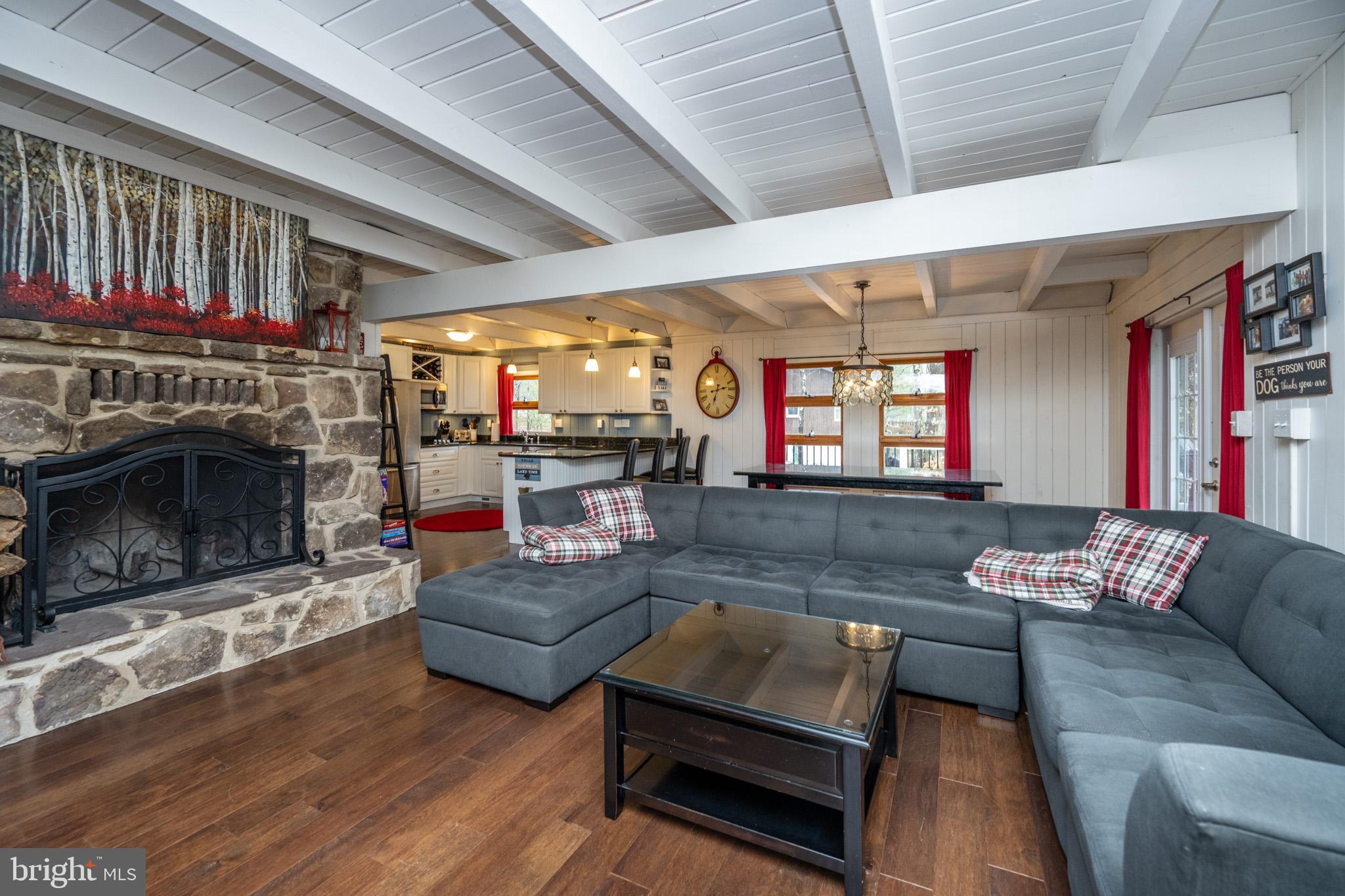 THOUSAND ACRES - Residential