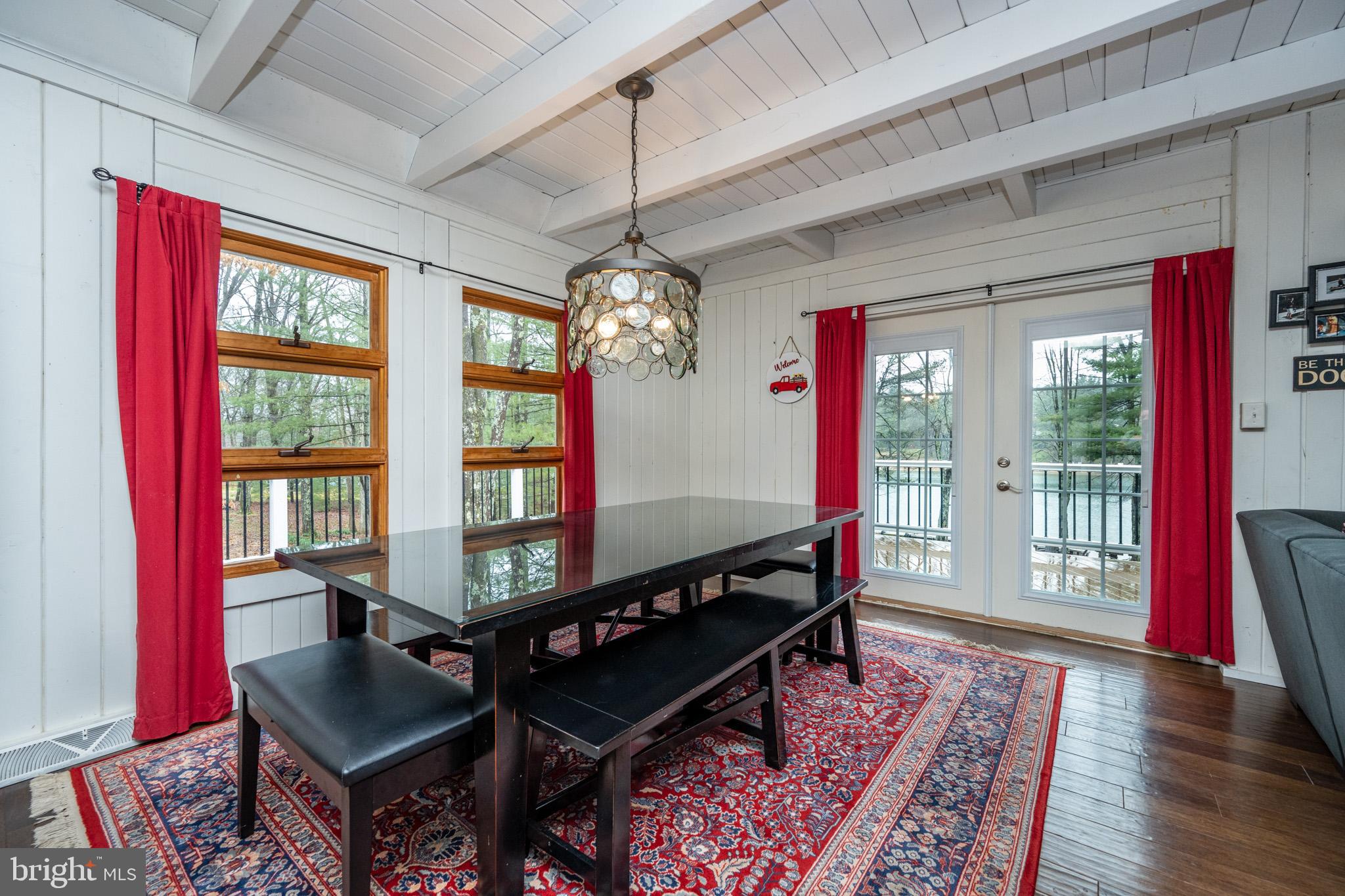 THOUSAND ACRES - Residential