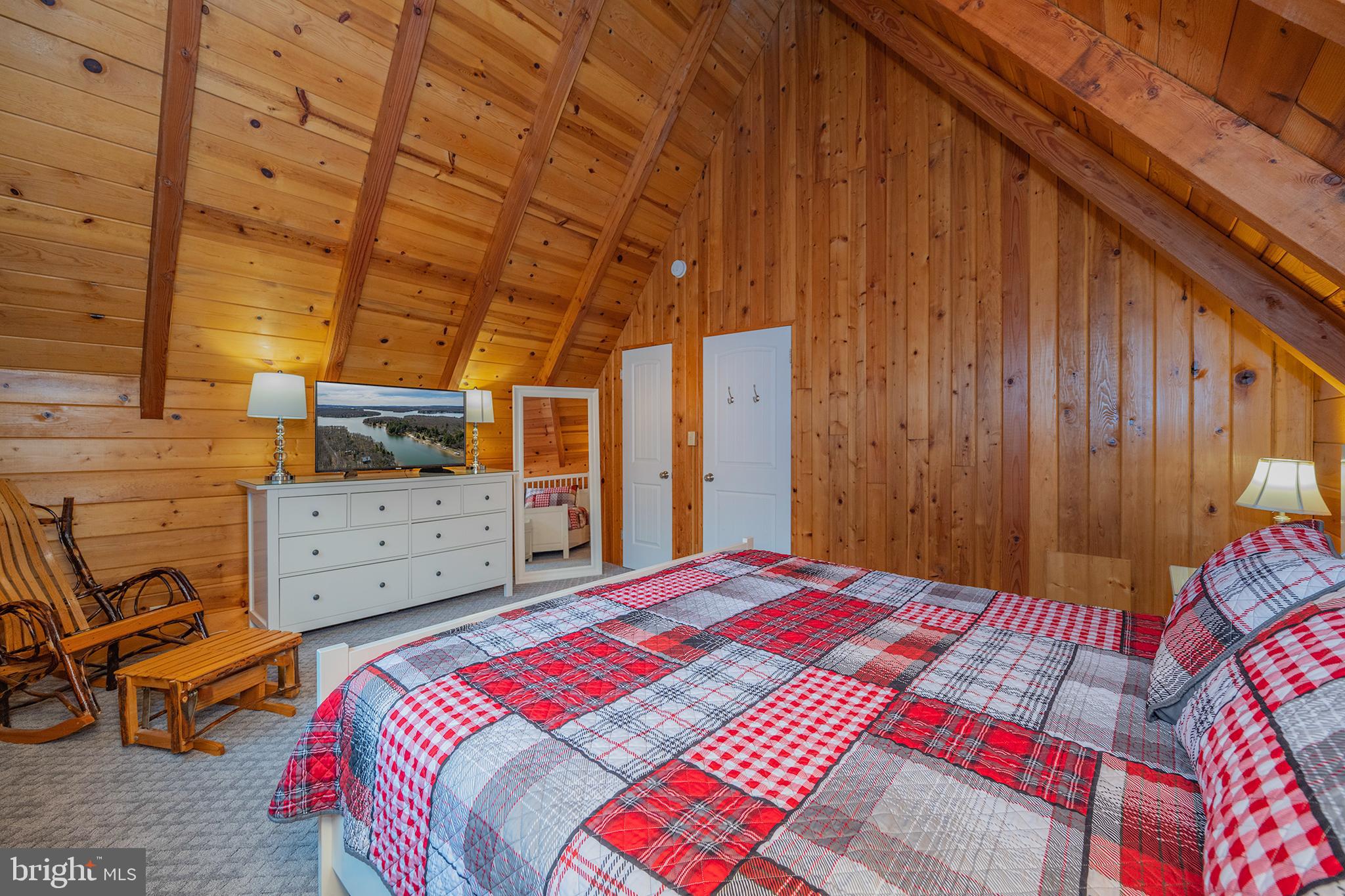 THOUSAND ACRES - Residential