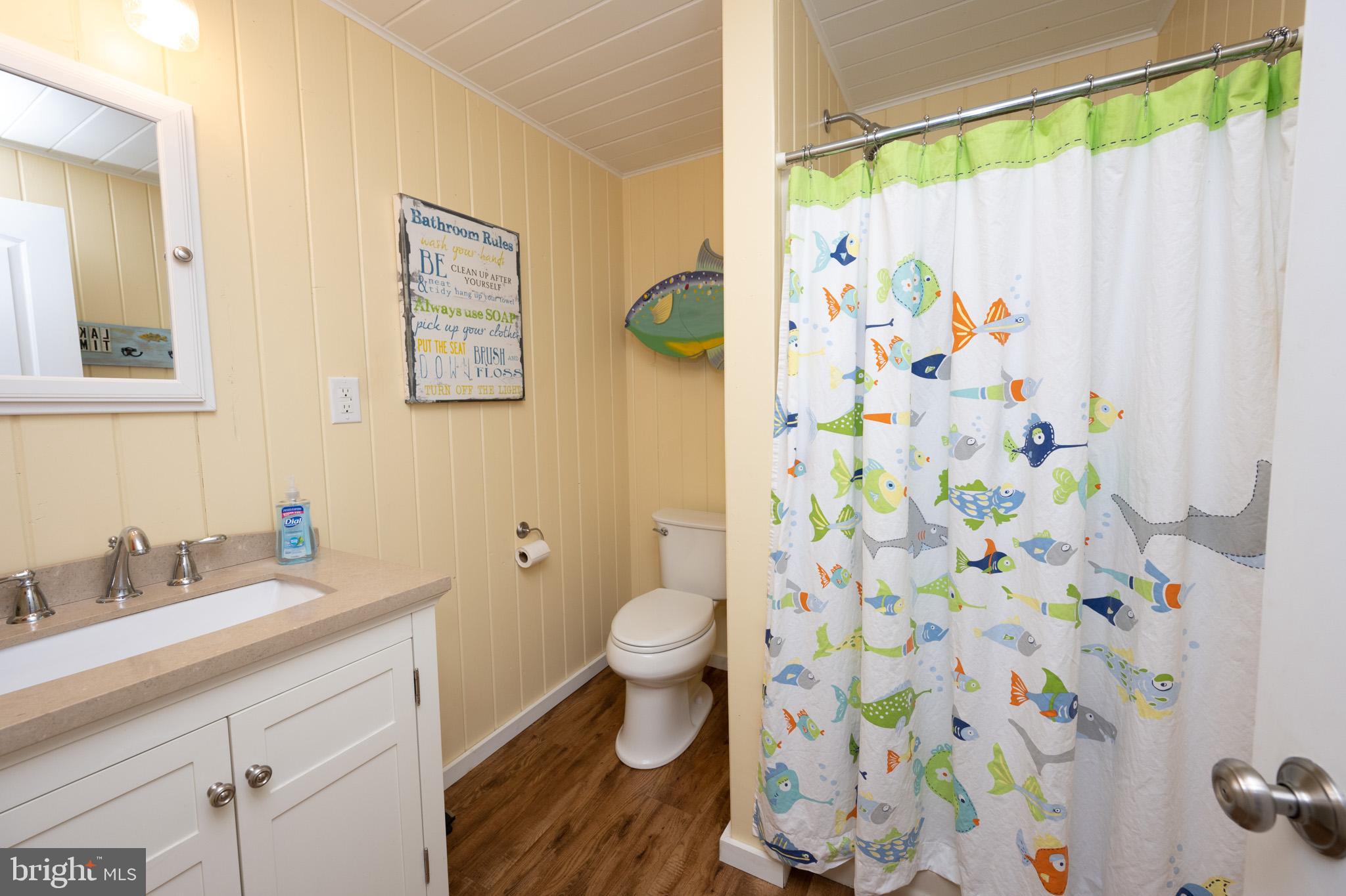 THOUSAND ACRES - Residential