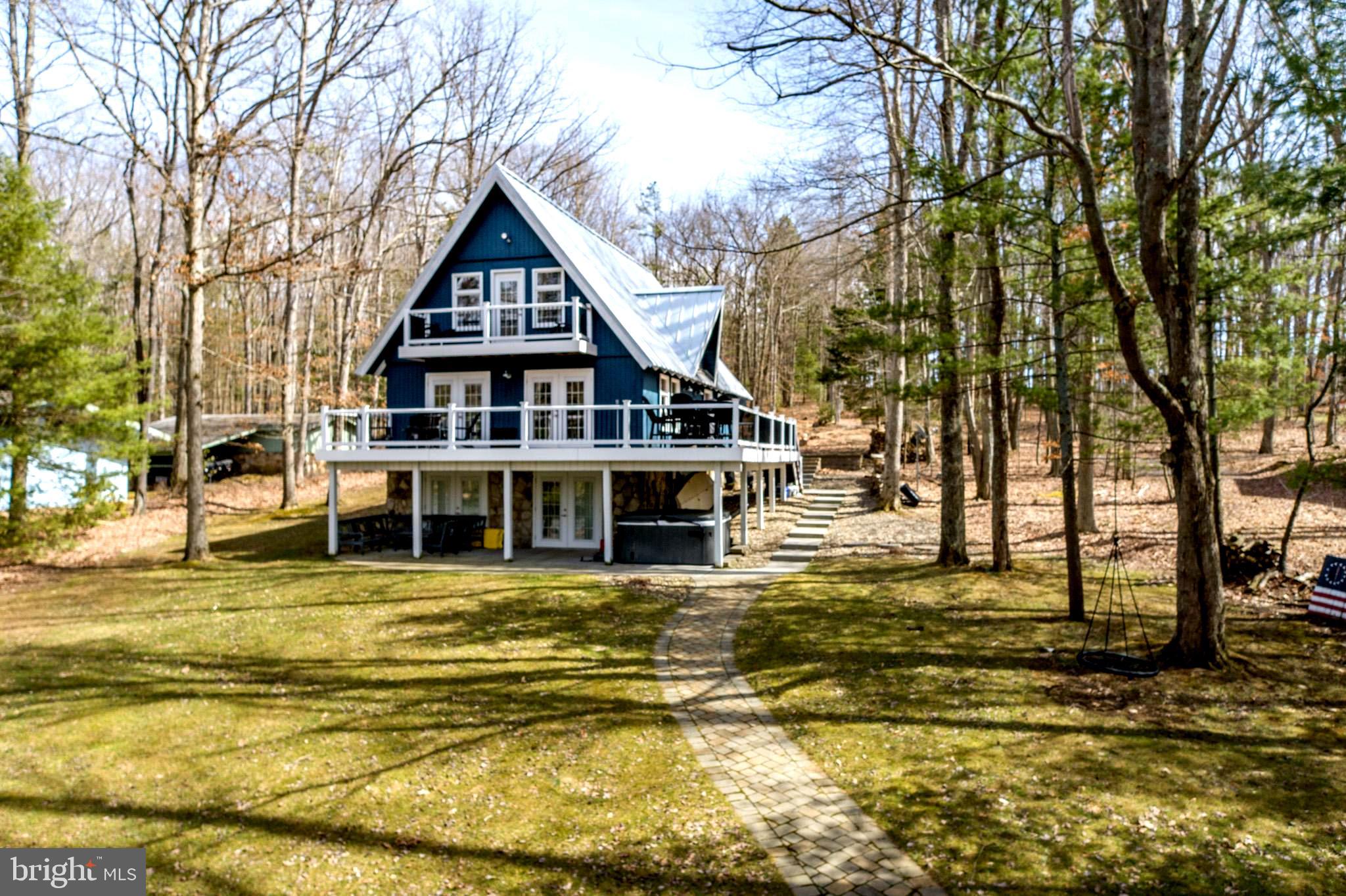 THOUSAND ACRES - Residential