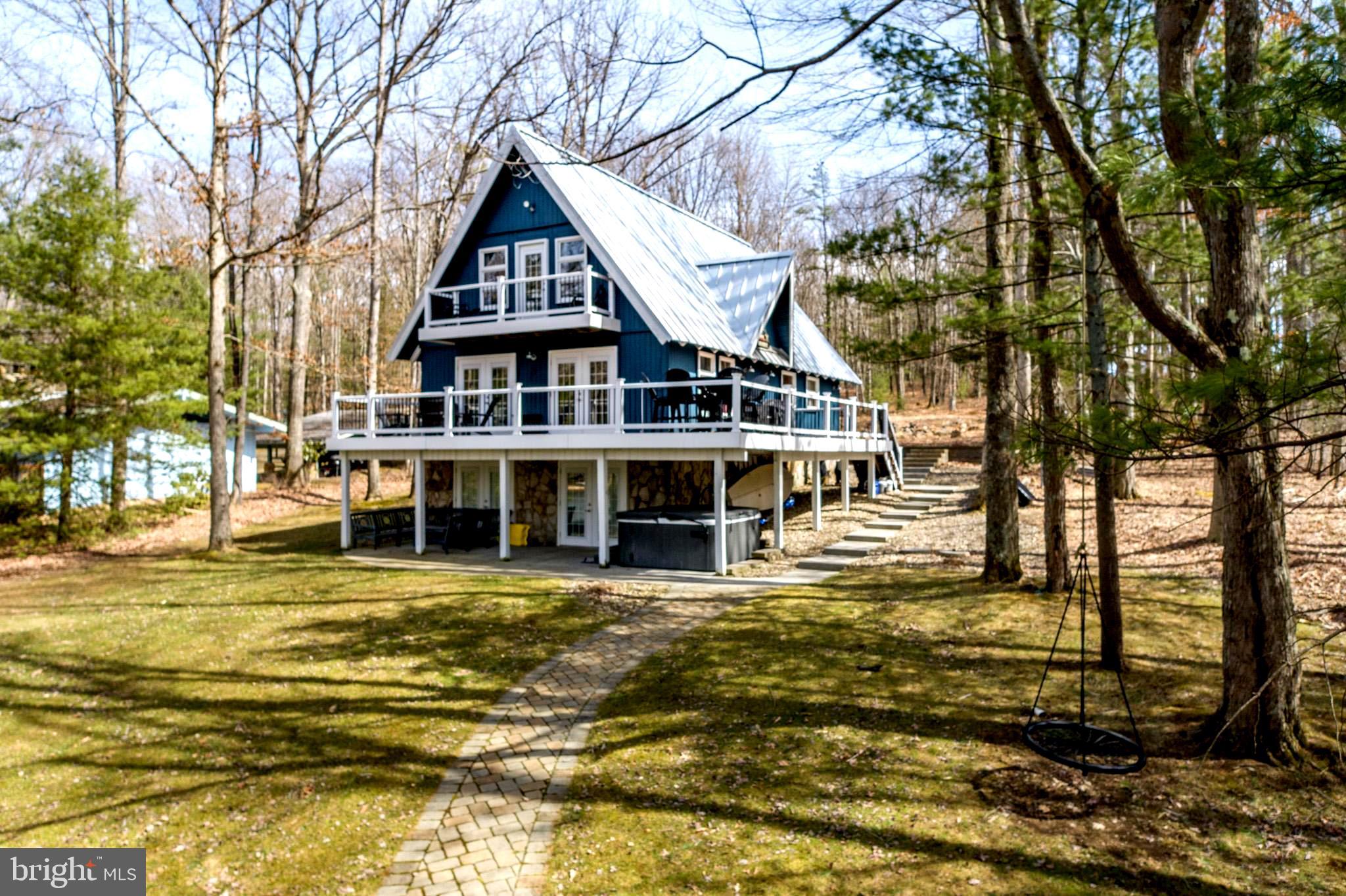 THOUSAND ACRES - Residential